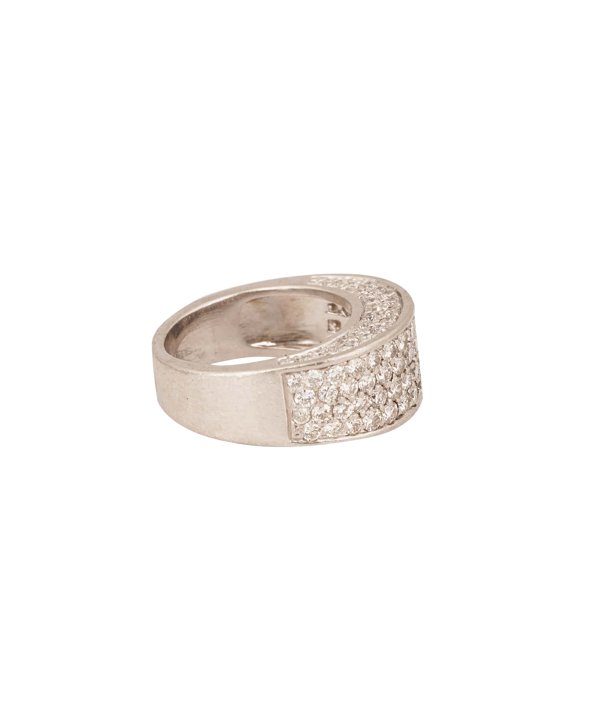 Luxury Promise Pavé Diamond Ring WA25420