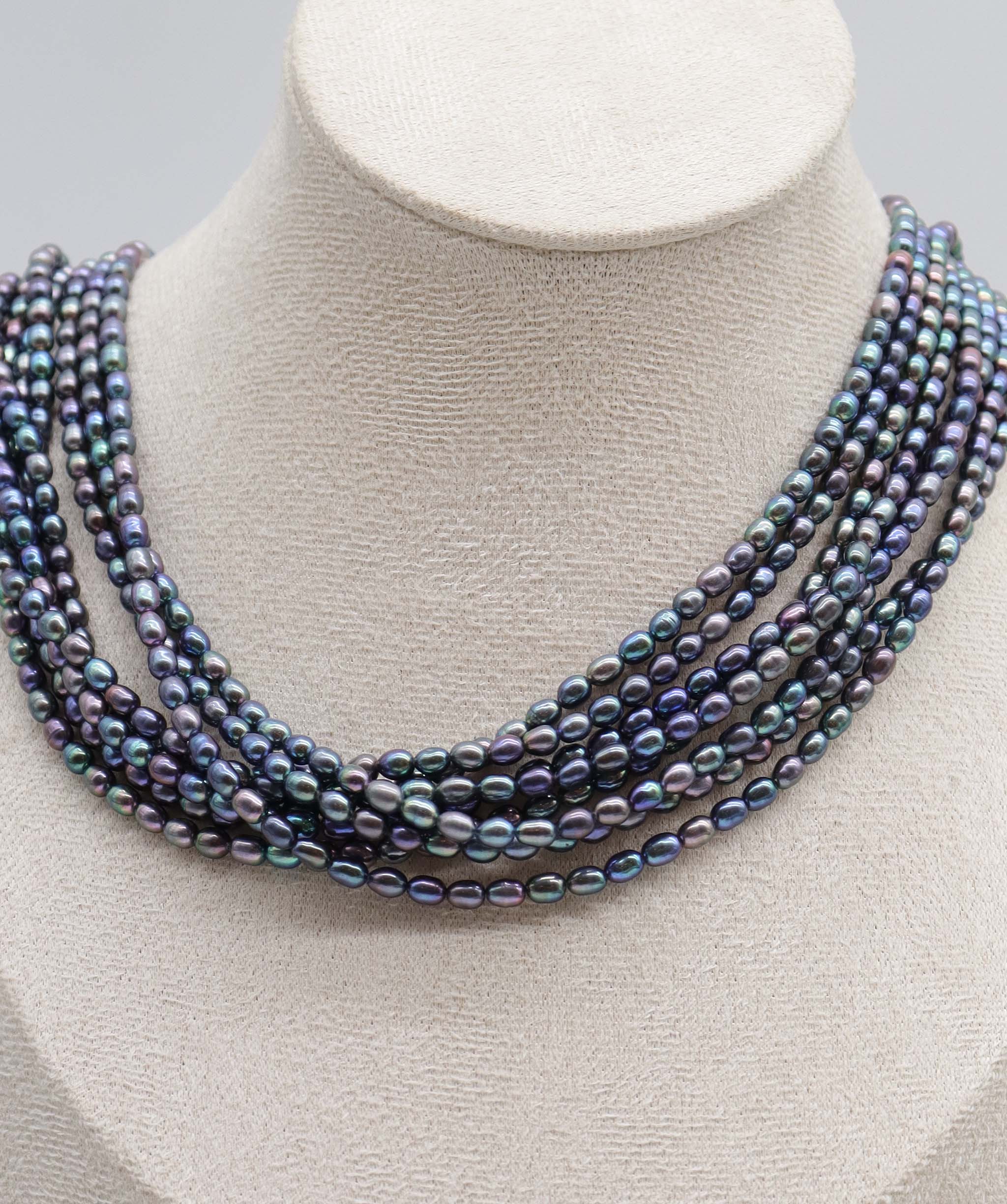 Luxury Promise Peacock Seed Pearls DXBCS3368