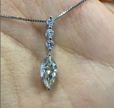 Luxury Promise Pt900/Pt850 Diamond Necklace 1.023 0.2 4.0g J11144U286