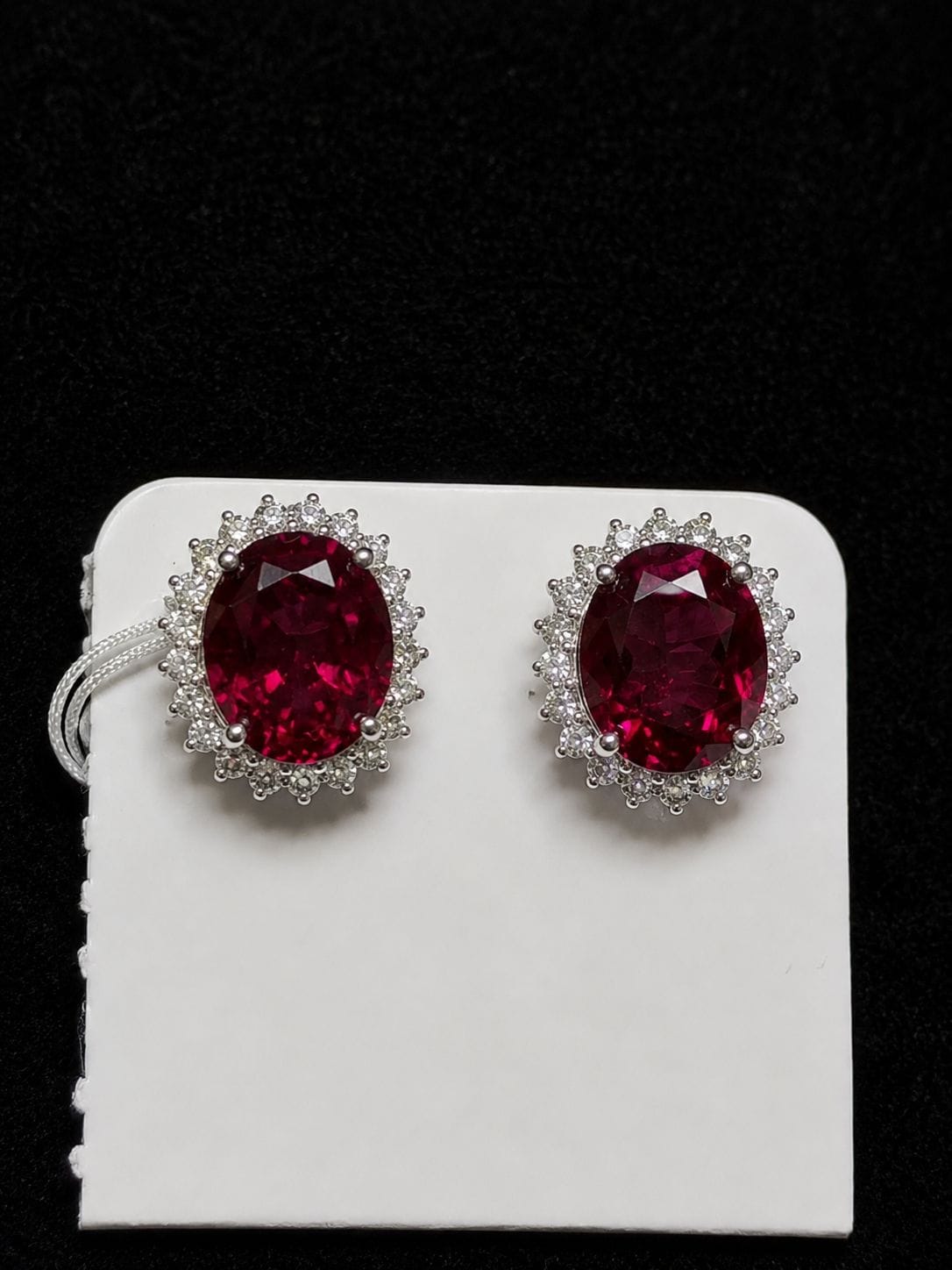 Luxury Promise Rhodolite Garnet Diamond Earrings in PT900 / GA 6.857 / d 0.9 7096 JJC0749