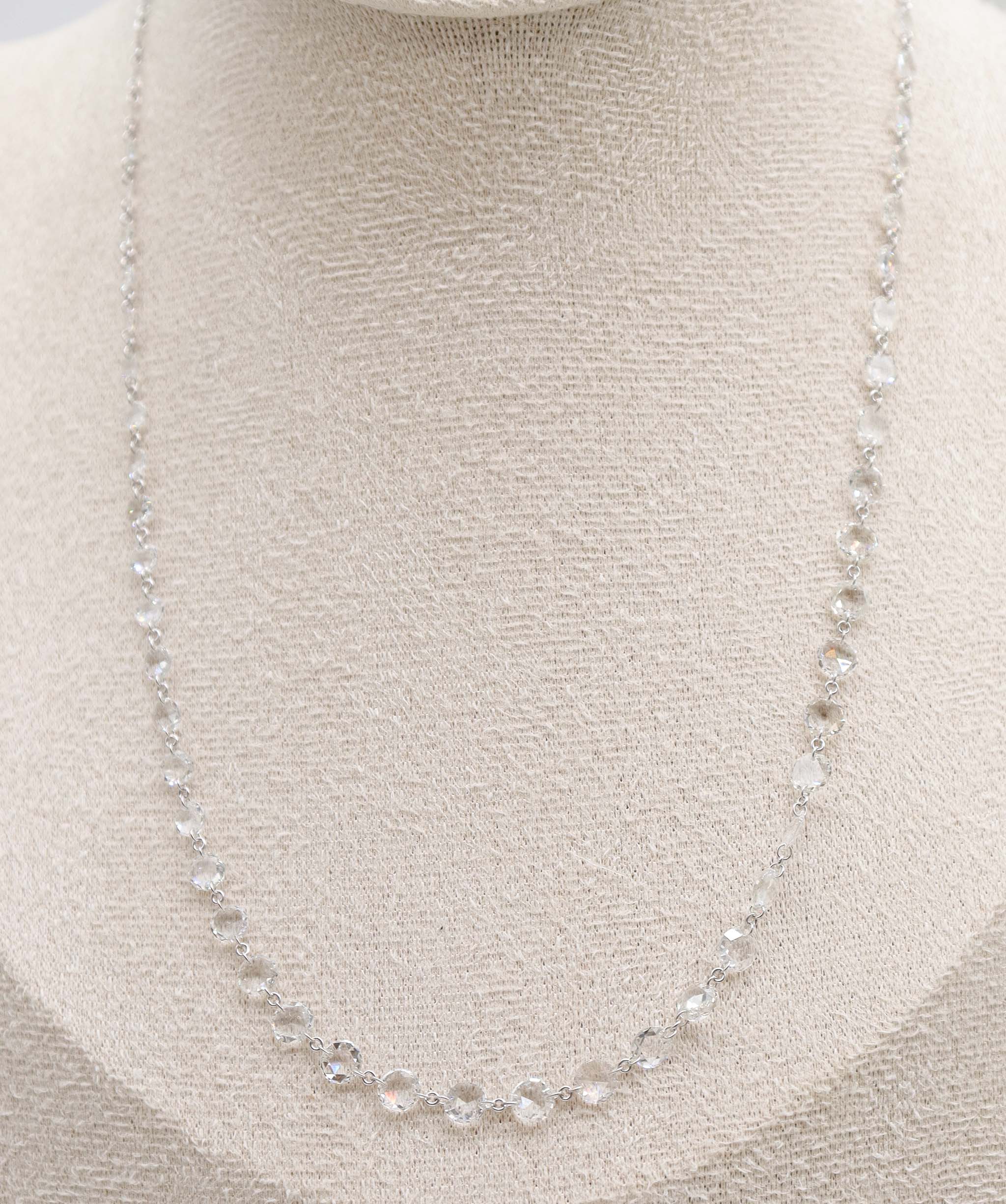 Luxury Promise White Rosecut with Small Diamonds TW:8.20CT GOLD:2.01G C9685
