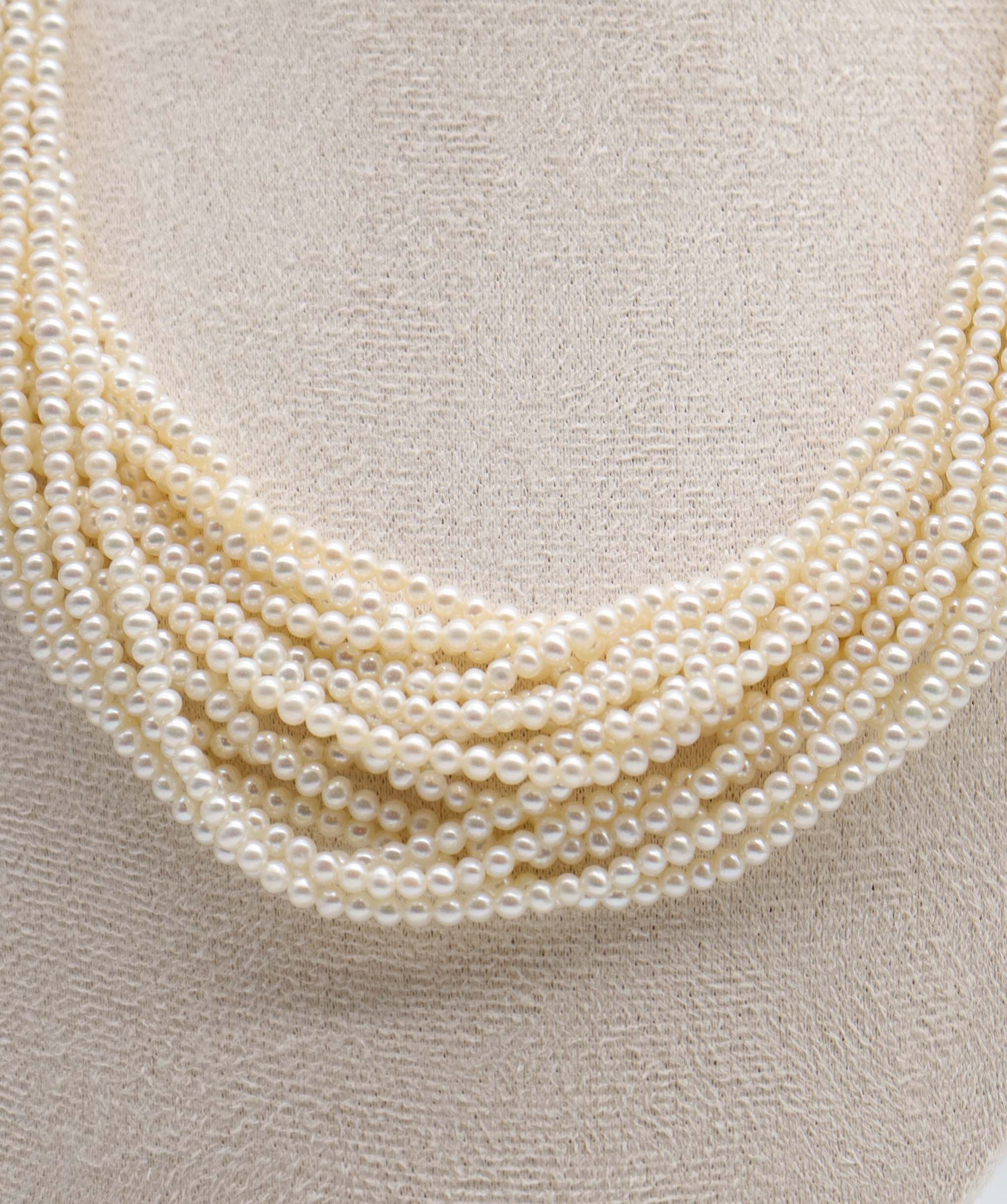 Luxury Promise White Seed Pearls DXBCS3369