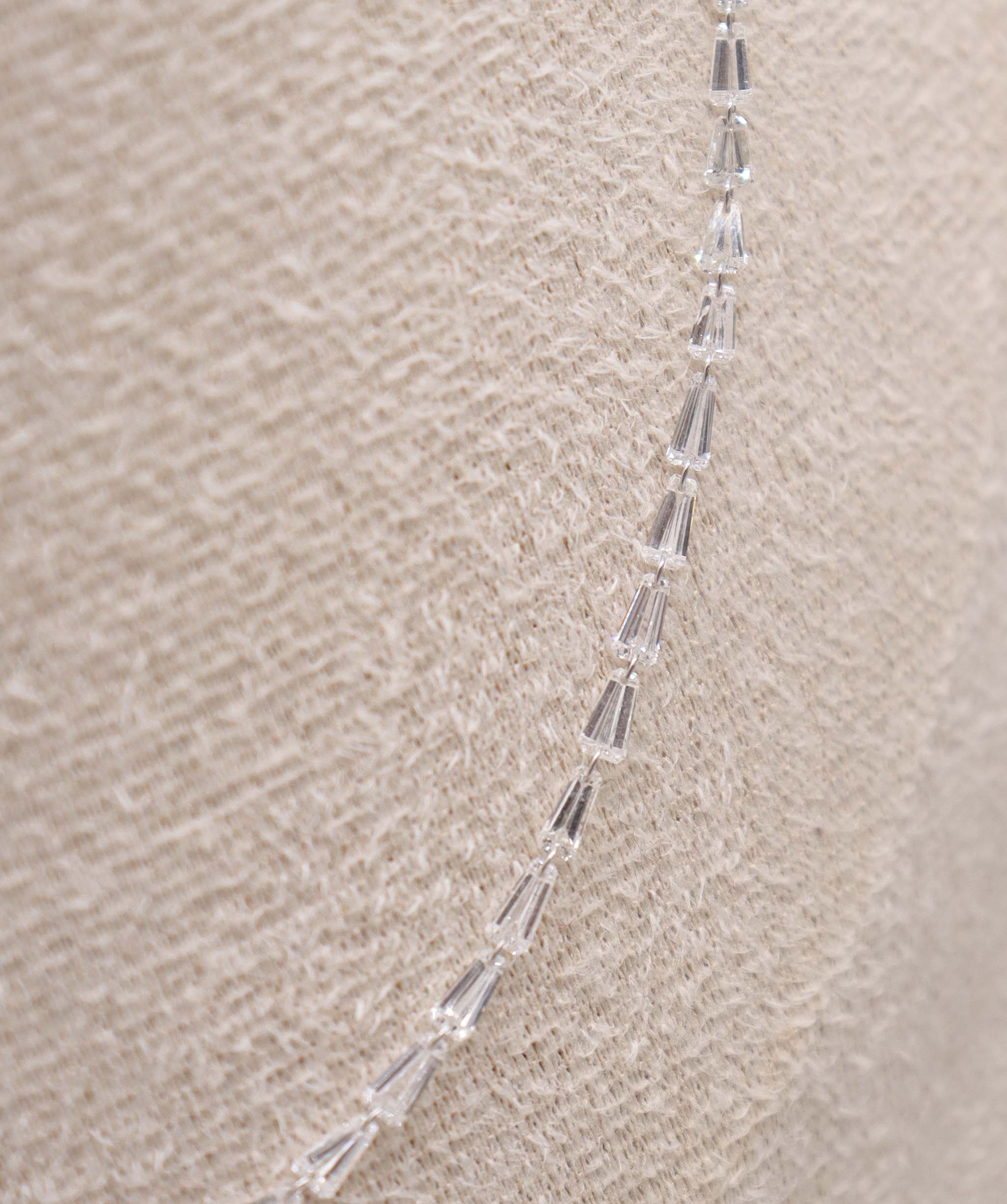 LUXURY PROMISE WHITE TAPPER BAGGUETTE NECKLACE TW:2.48CT GOLD:1.84G C8513