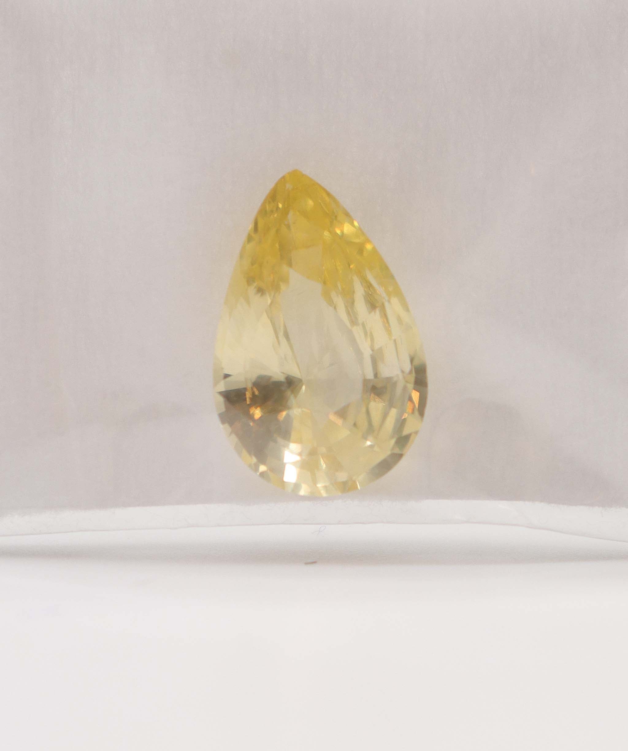Luxury Promise Yellow Sapphire Natural Unheated 6.41ct MS8956