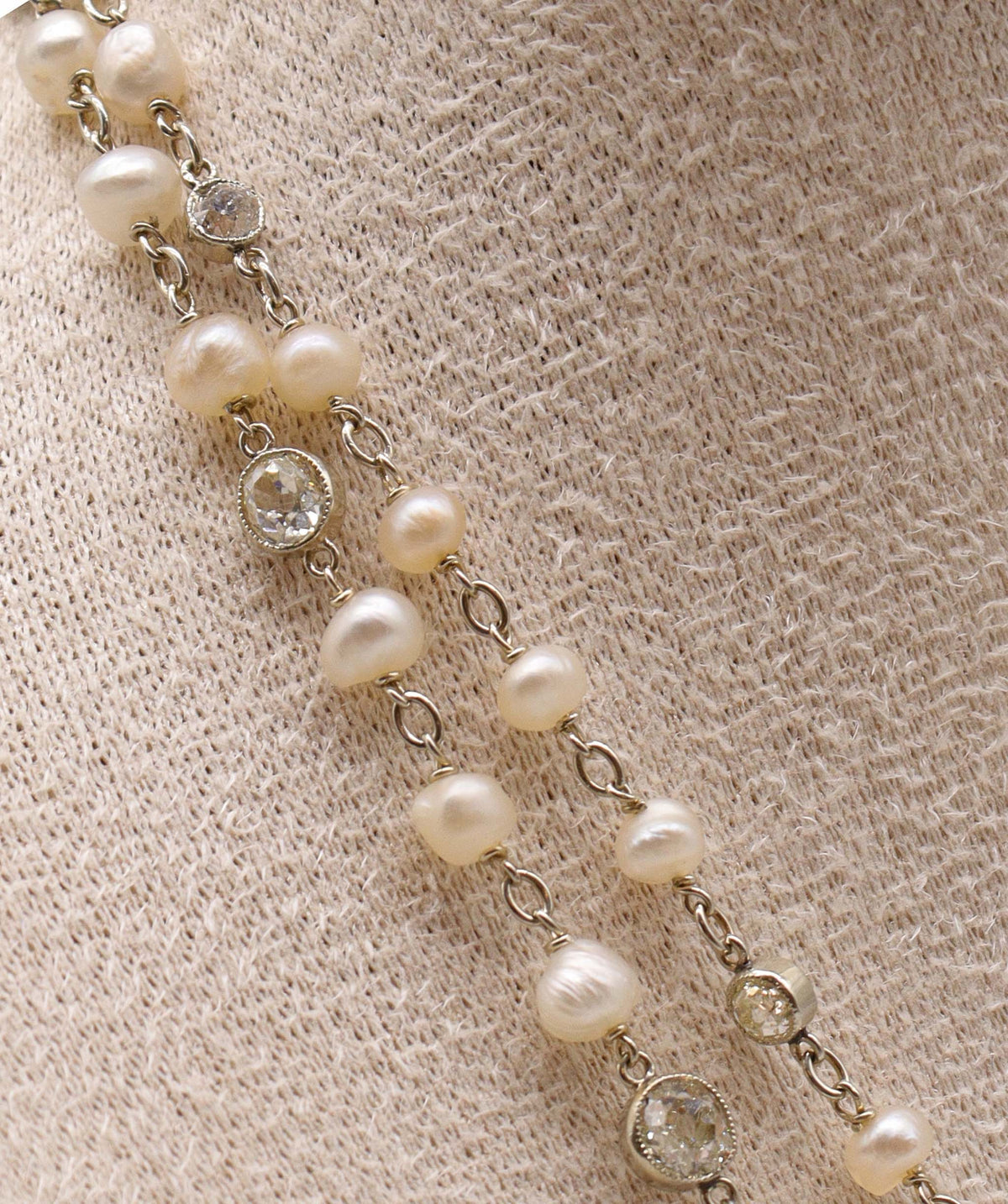 Luxury Promise An Art Deco Pearl and Diamond Chain WA25672