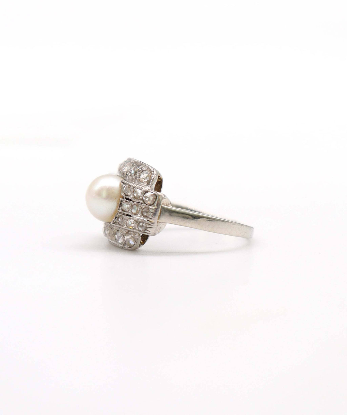 Luxury Promise An Art Deco Pearl and Diamond Ring WA25075