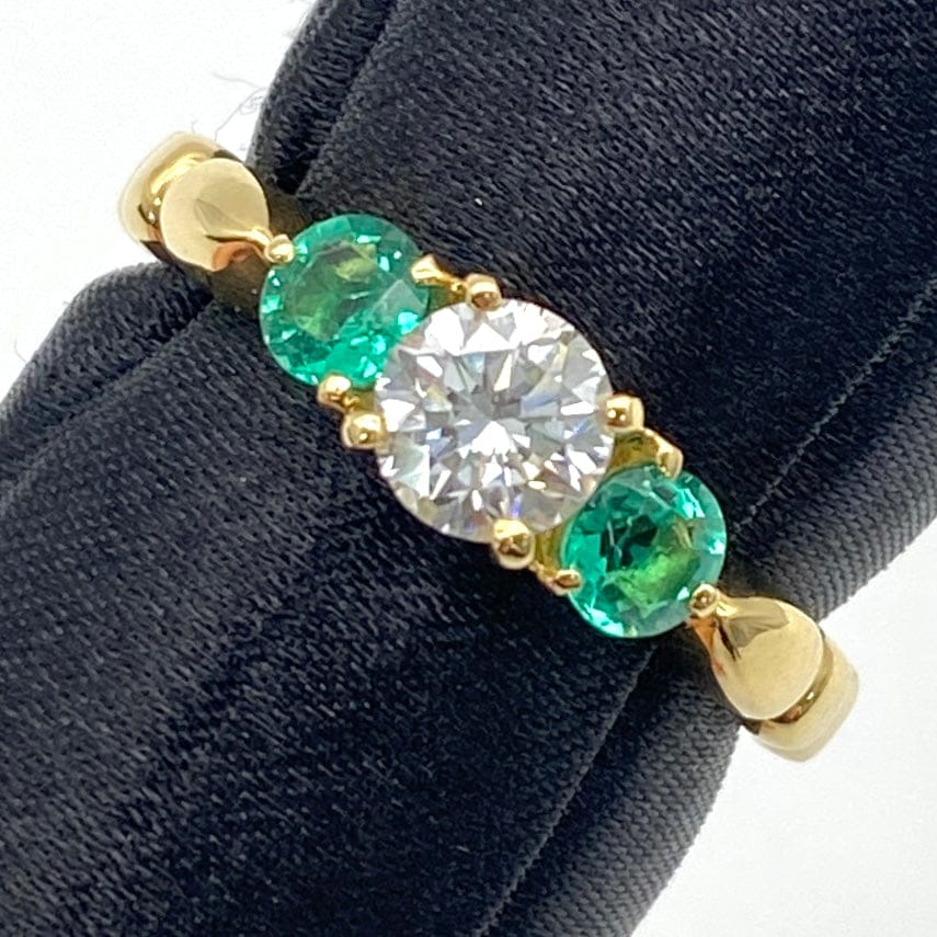 LUXURY PROMISE K18 Diamond Ring D0.607 E0.43 4.4 GRJ 47217 US6