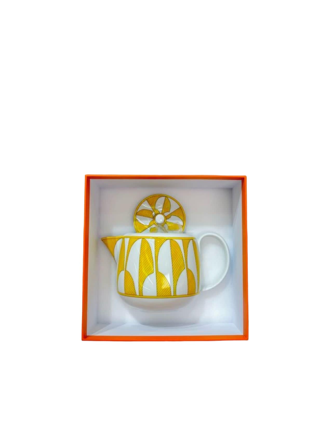 http://luxurypromise.com/cdn/shop/files/luxury-promise-kitchen-soleil-d-hermes-yellow-tea-pot-36878577696924.jpg?v=1701166041