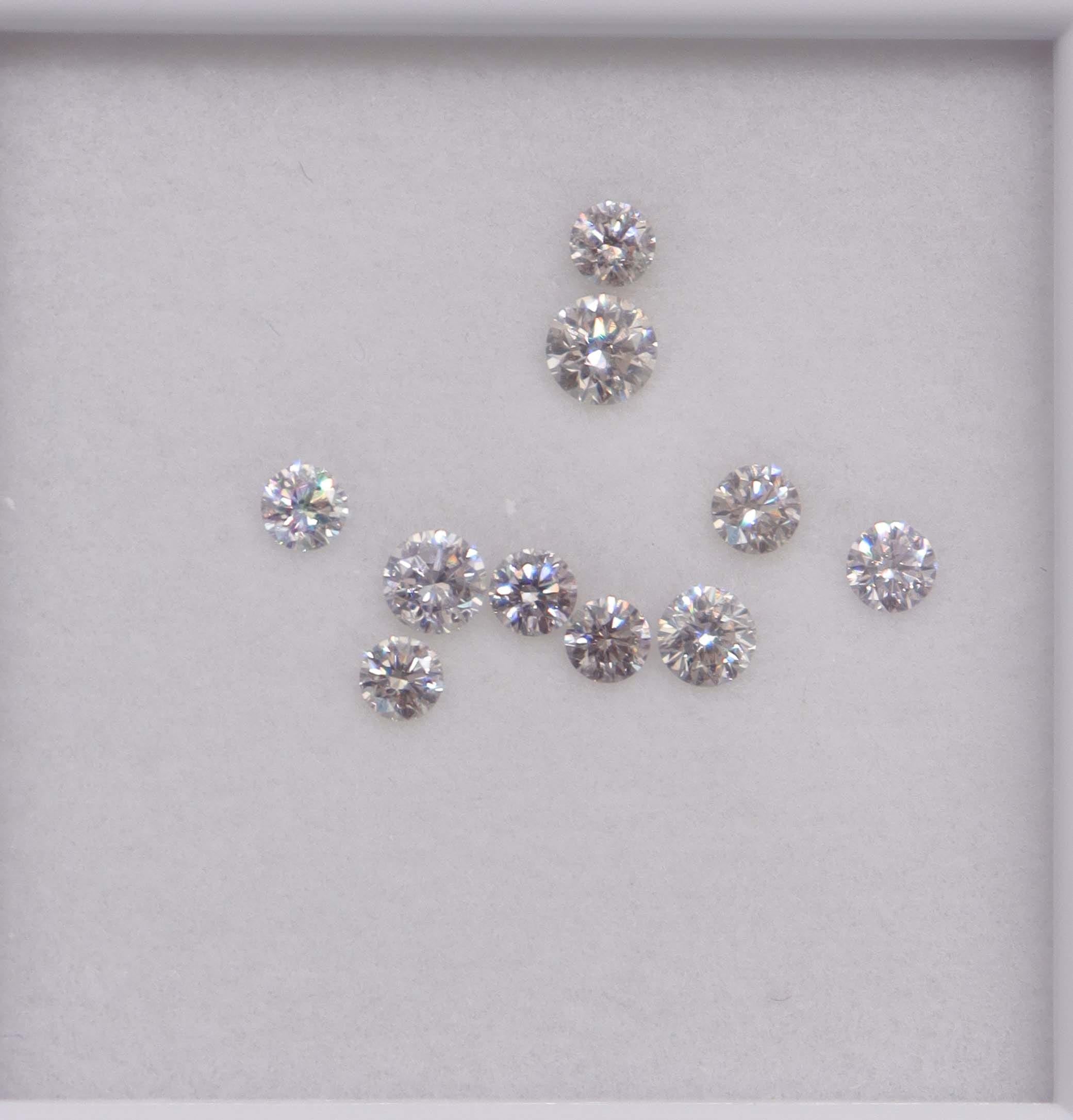 Luxury Promise 1.02ct LIGHT GREY DIAMOND MELEE 10pcs DXBN0759