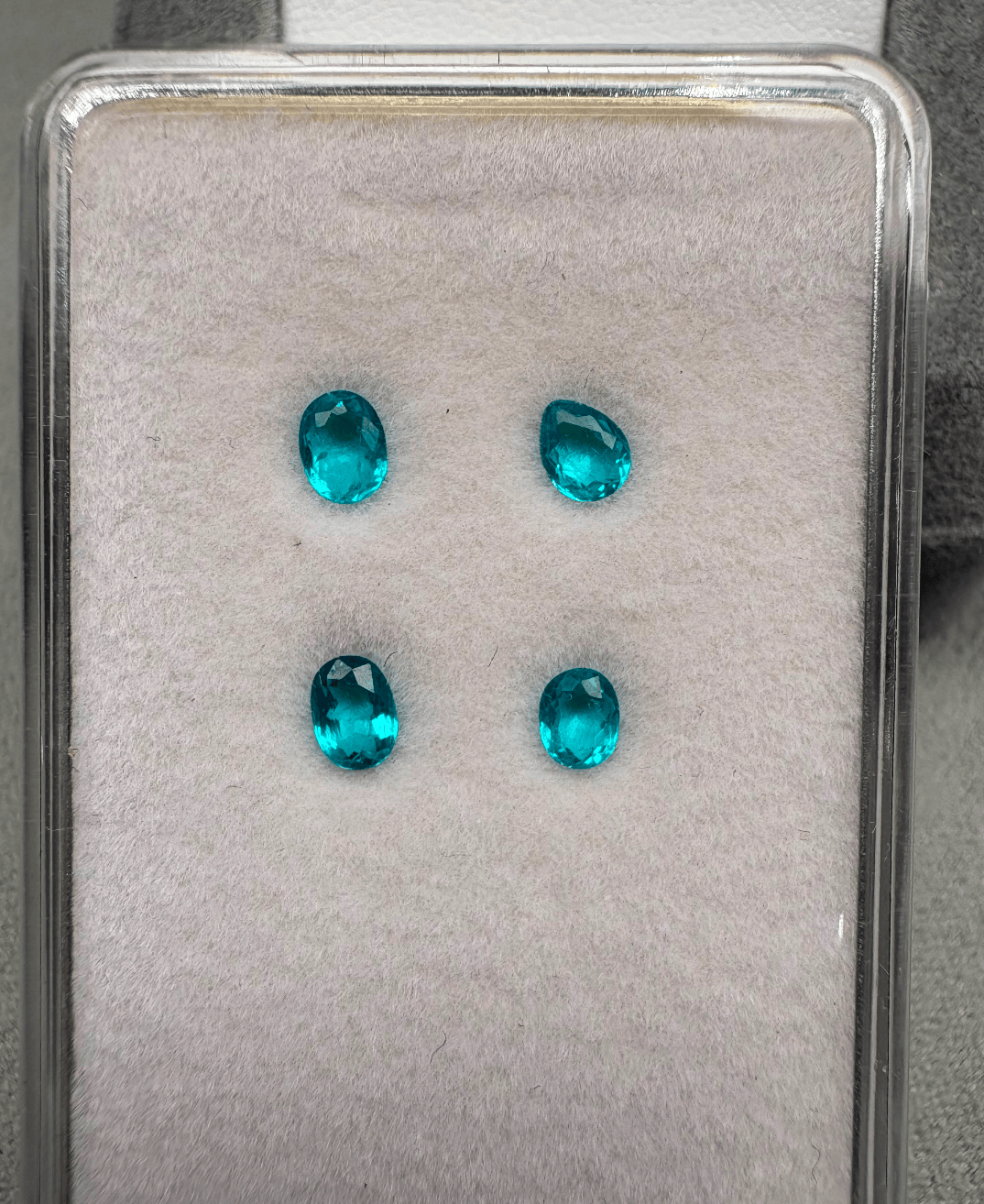Luxury Promise 1.03ct Exclusive Neon Blue Paraiba Ethiopia set of 4 E-20