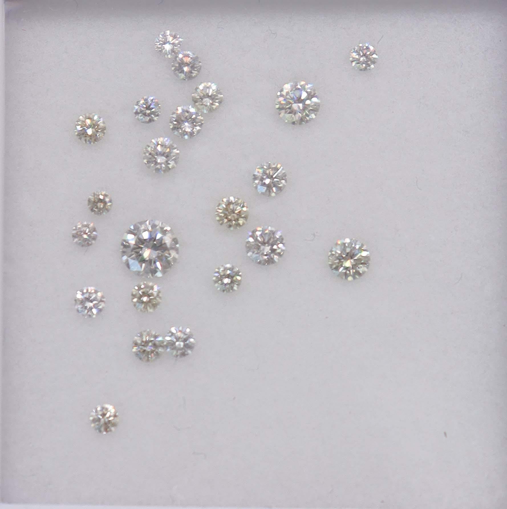 Luxury Promise 1.04ct LIGHT GREY DIAMOND MELEE graduated (21pcs) DXBN0769