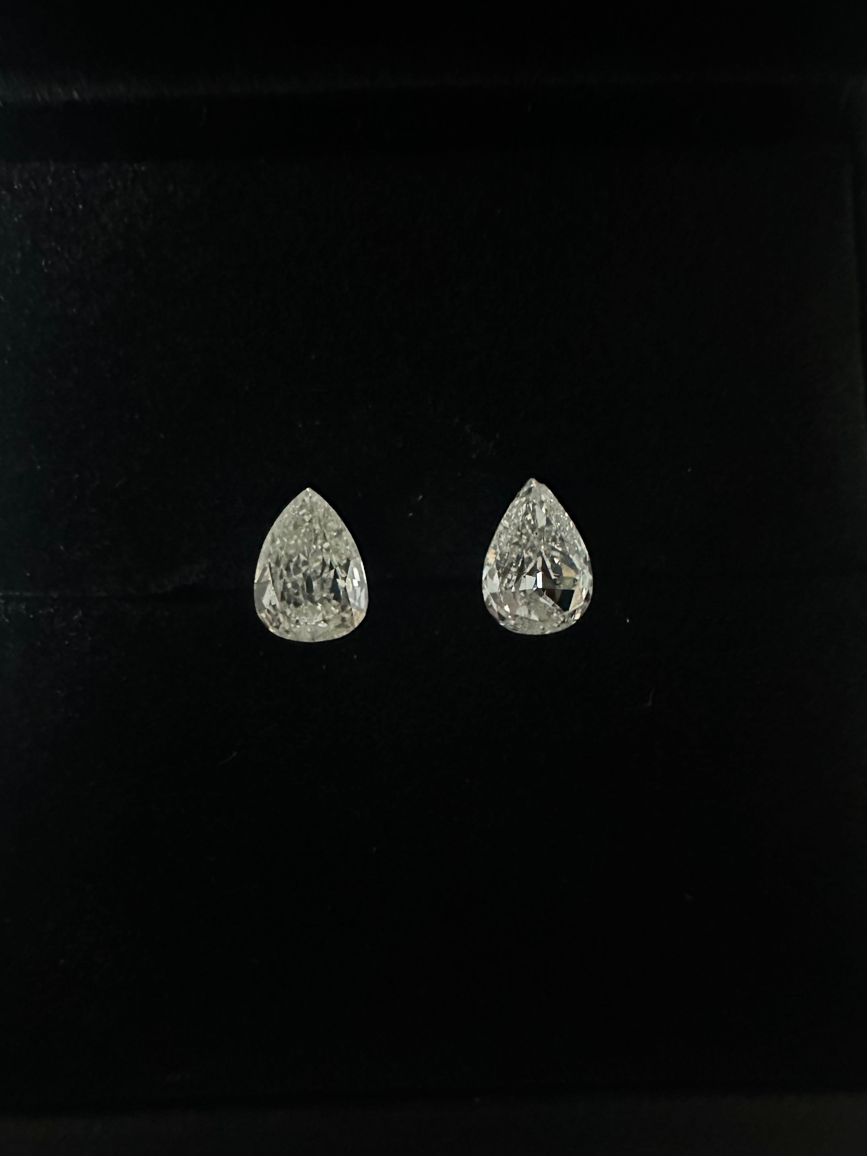 Luxury Promise 1.45CT OLD-CUT PEAR SHAPE 7.80/5.61 GH VS/SI DIAMOND PAIR ANC1838