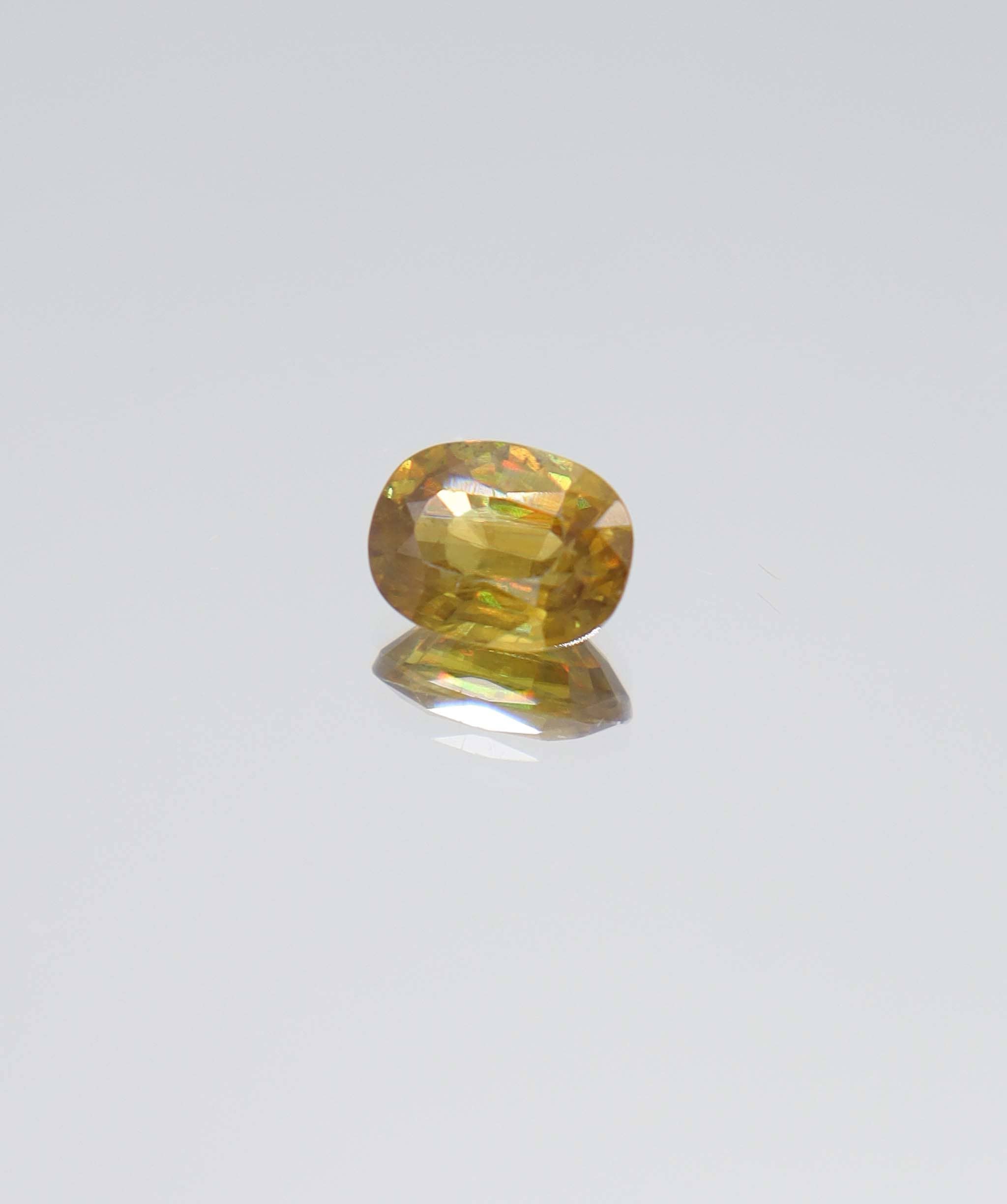 Luxury Promise 1.91ct Sphene Oval DXBCS5865