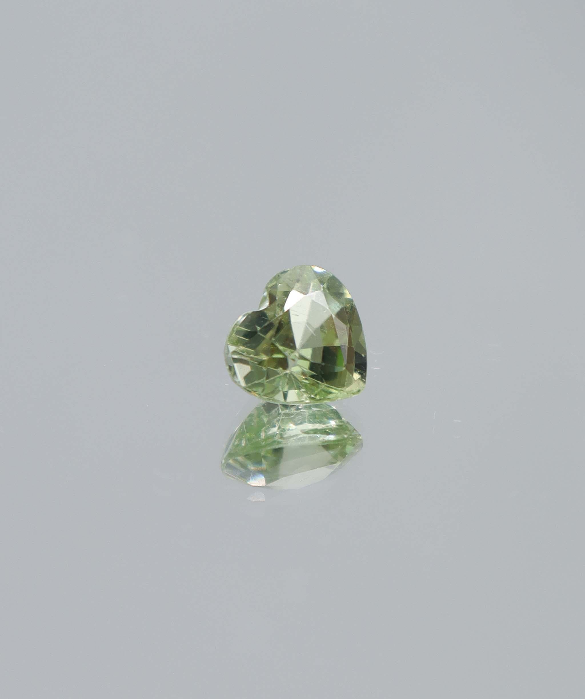 Luxury Promise 2.25ct Green Tourmaline Heart DXBCS6031