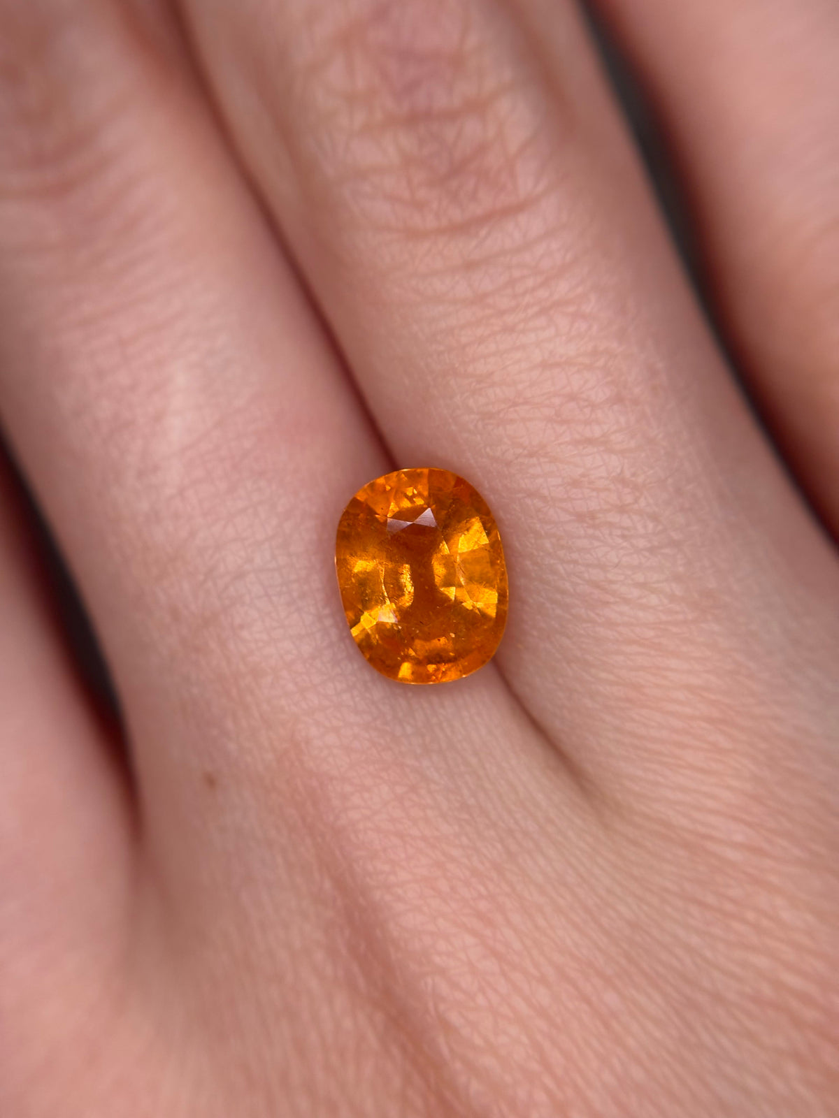 Luxury Promise 2.50ct Fanta Spessartine THAIC1062