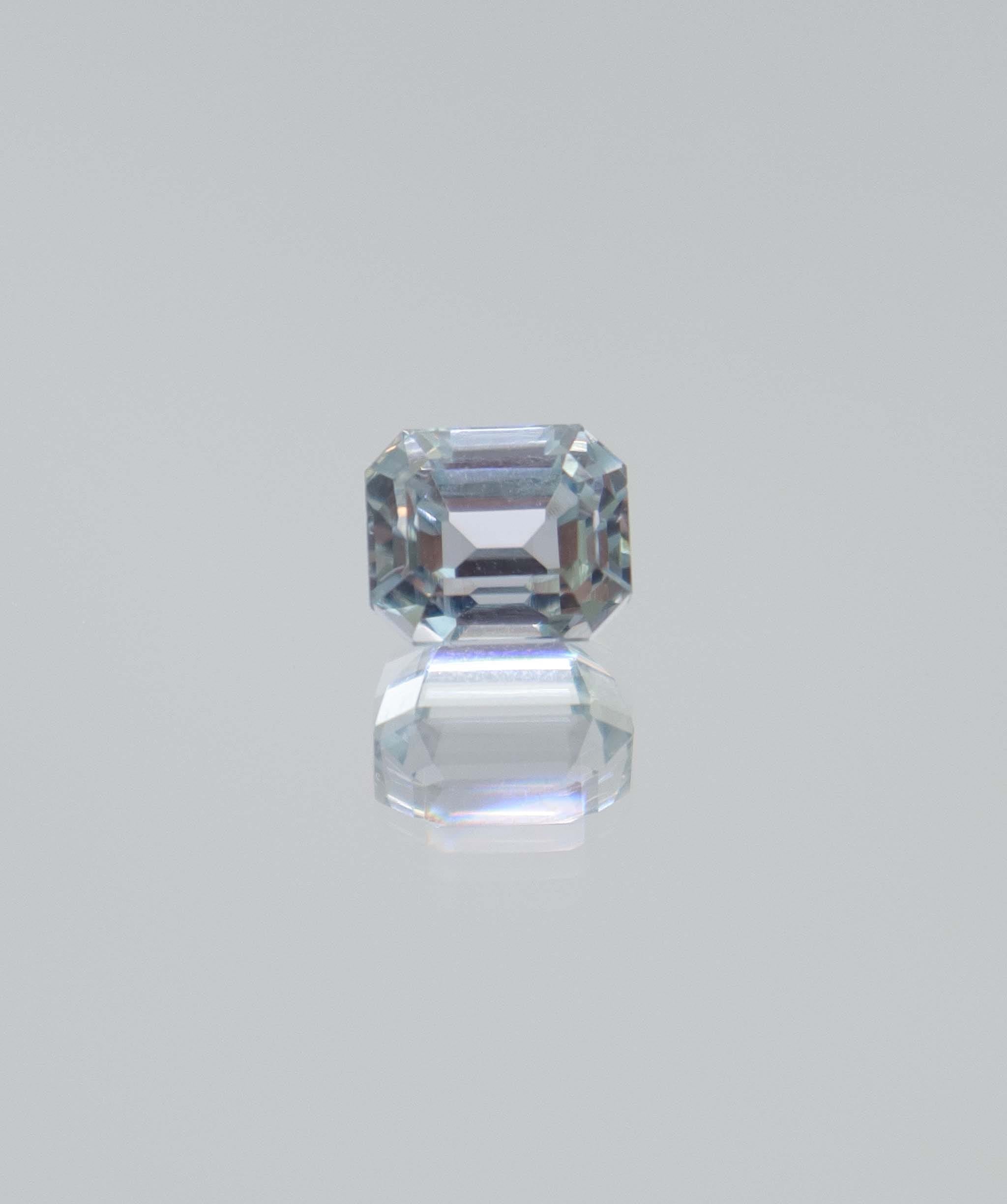 Luxury Promise 2.58ct Green Kunzite emerald cut DXBCD2016