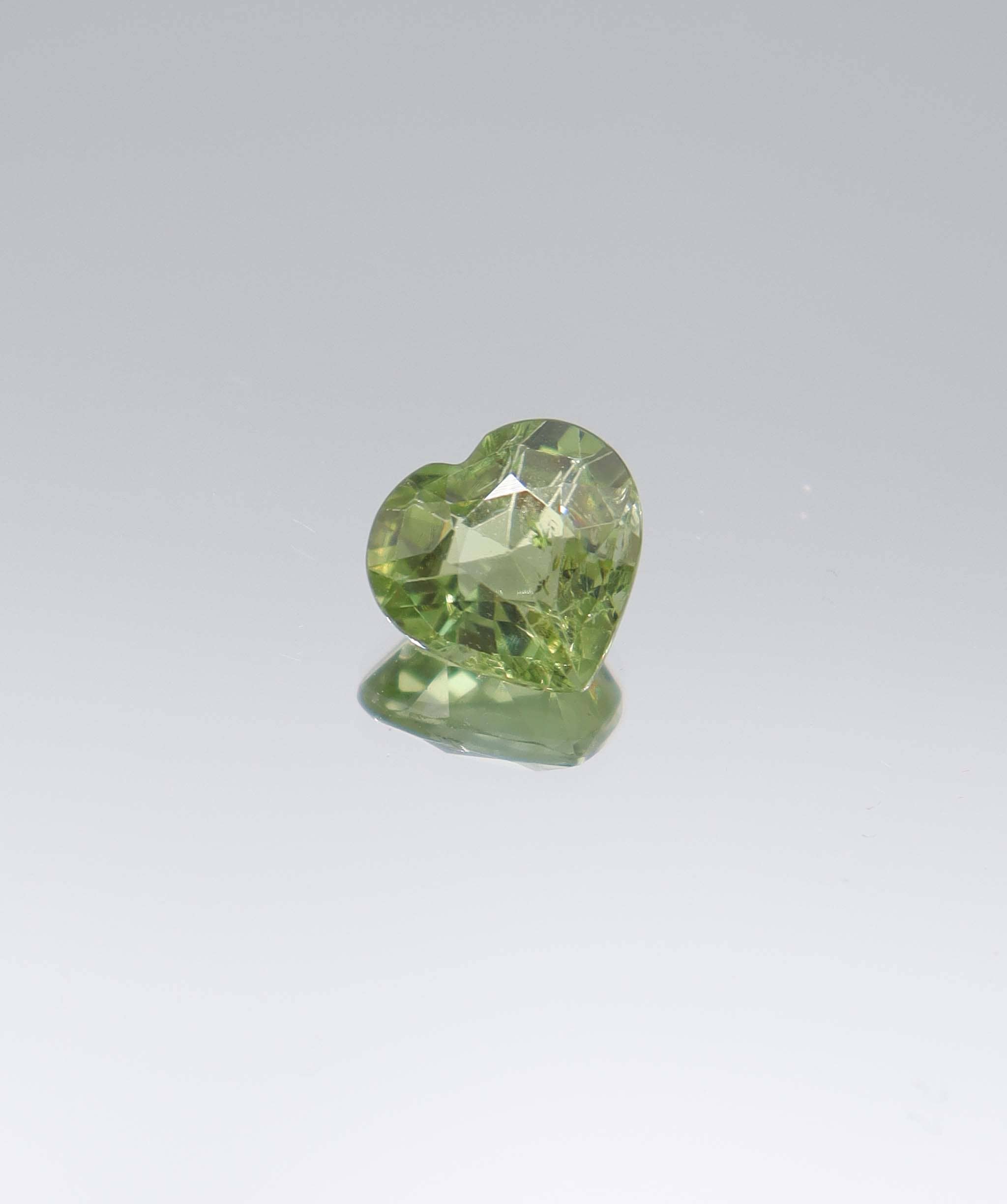 Luxury Promise 2.66ct Green Tourmaline Heart DXBCS6027