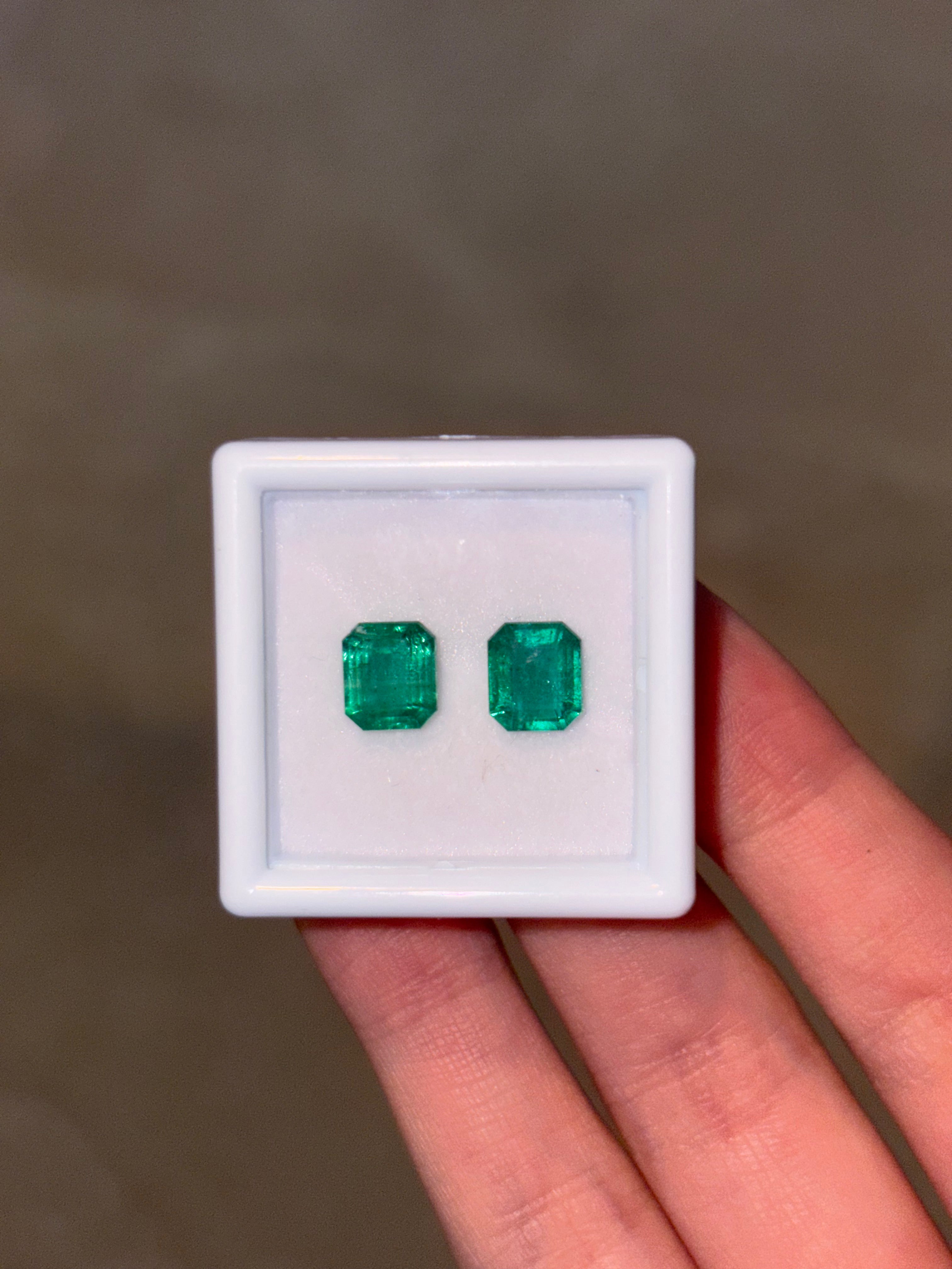 Luxury Promise 2.70ct Emerald PAIR THAIC1464