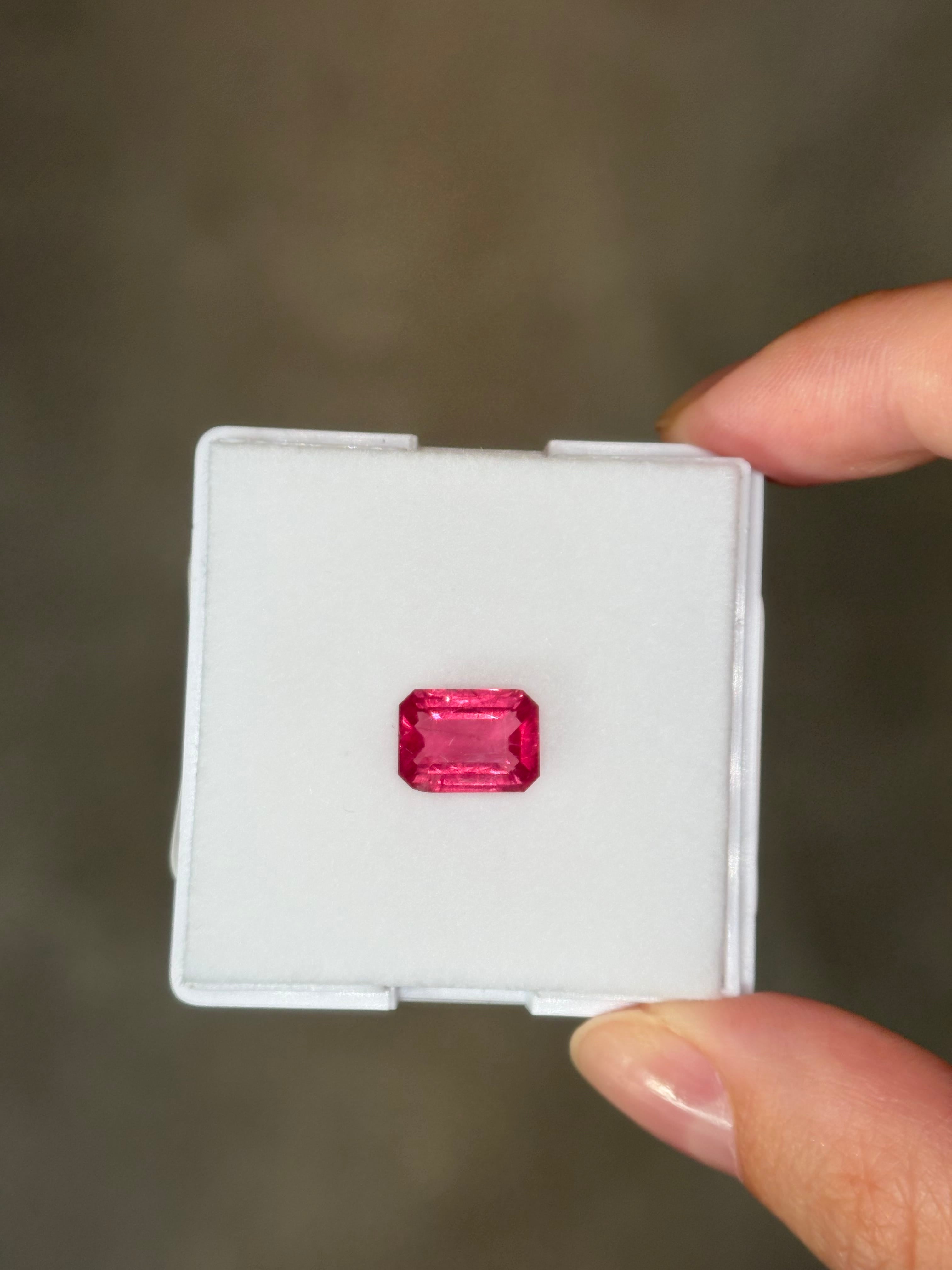 Luxury Promise 2.88ct Mahenge Spinel Emerald DXBCS5926