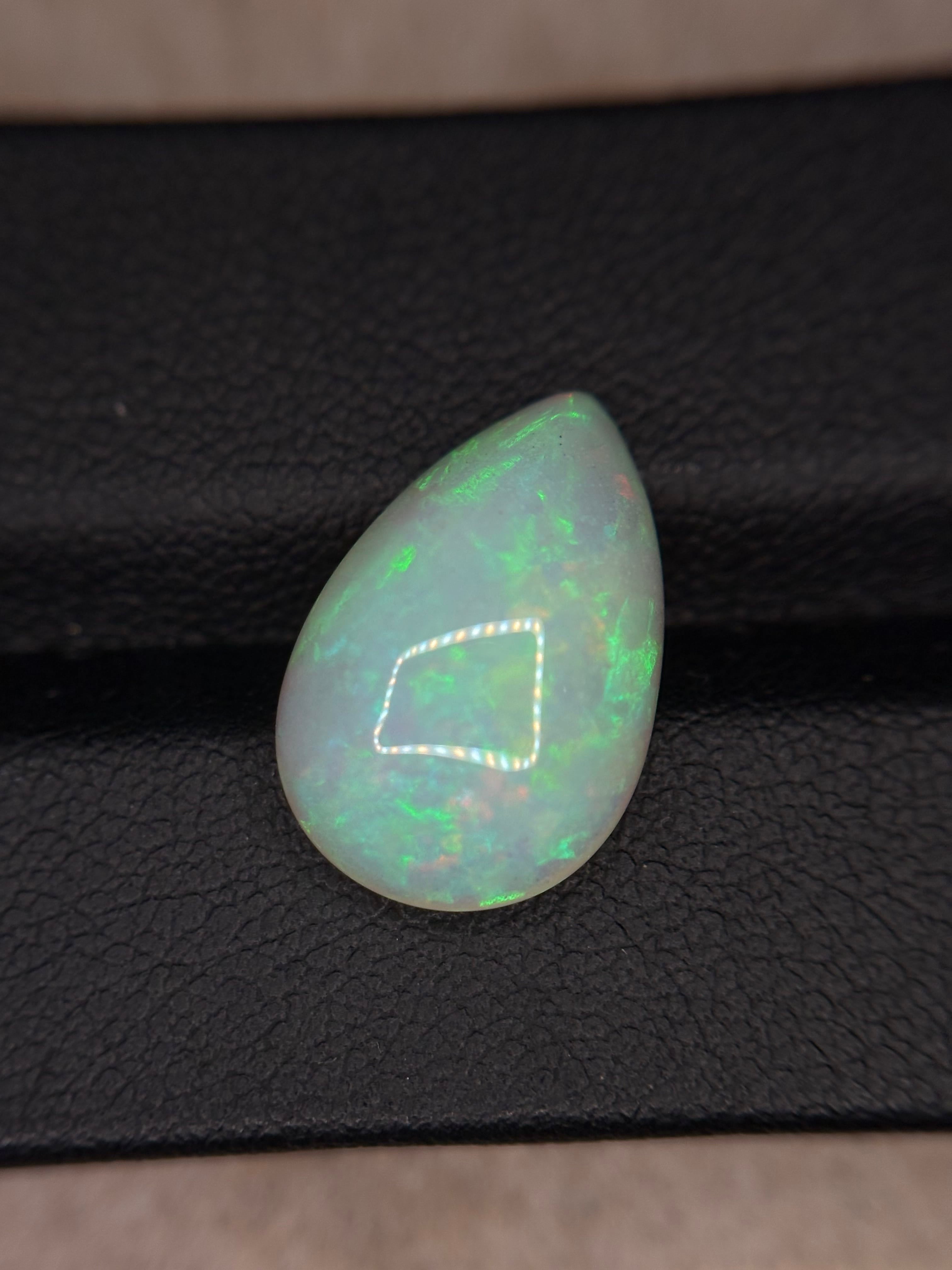 Luxury Promise 3.80ct White Opal Cab Oval THAIC0480