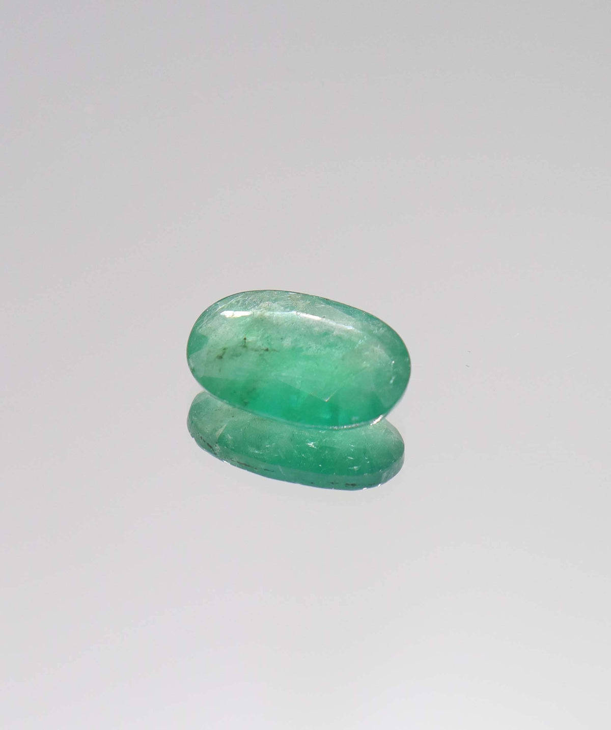 Luxury Promise 4.15ct Oval Natural Zambian Emerald DXBCS6344
