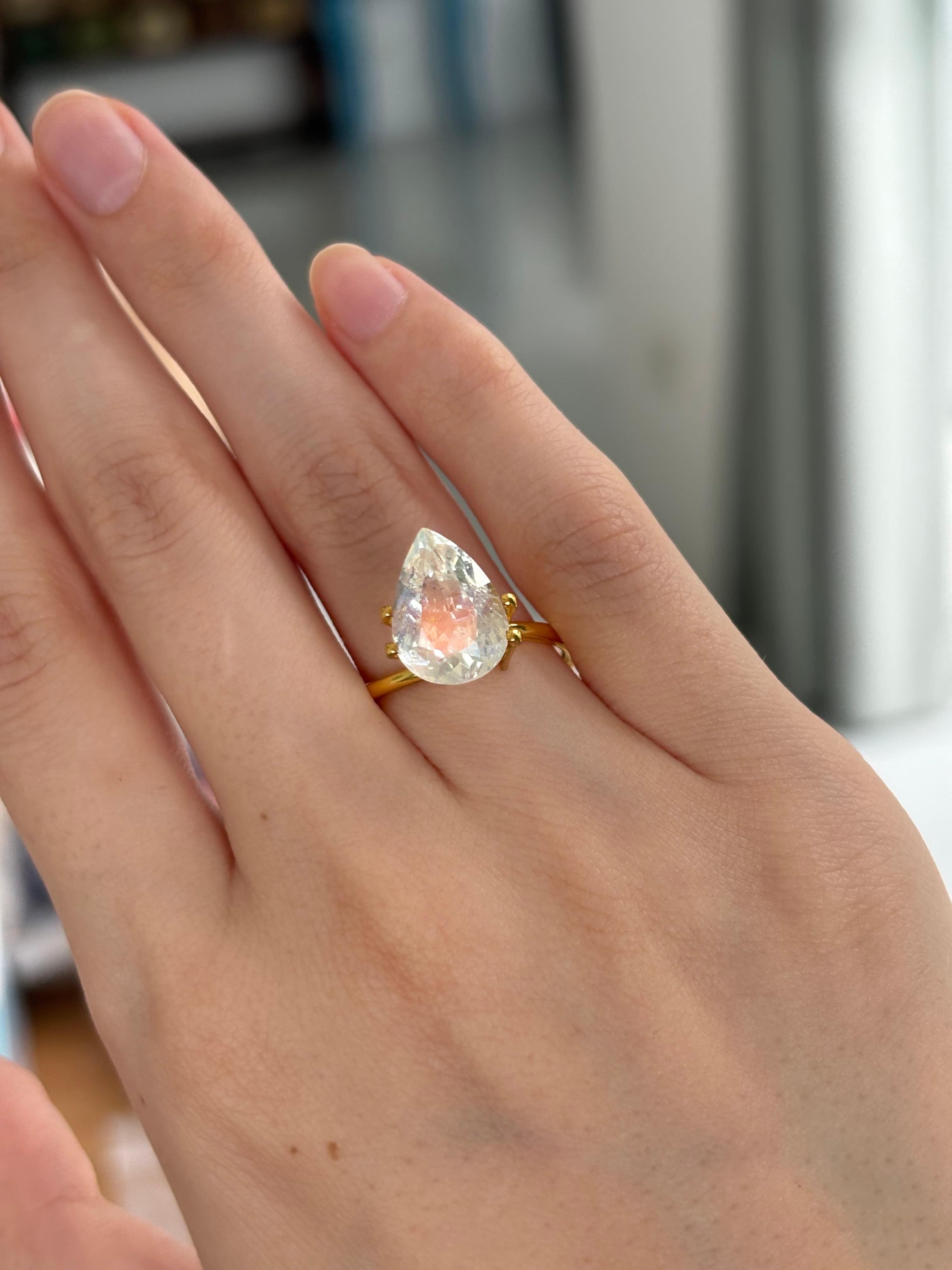 Luxury Promise 4.15ct Rainbow Moonstone Madagascar DXBCS5177
