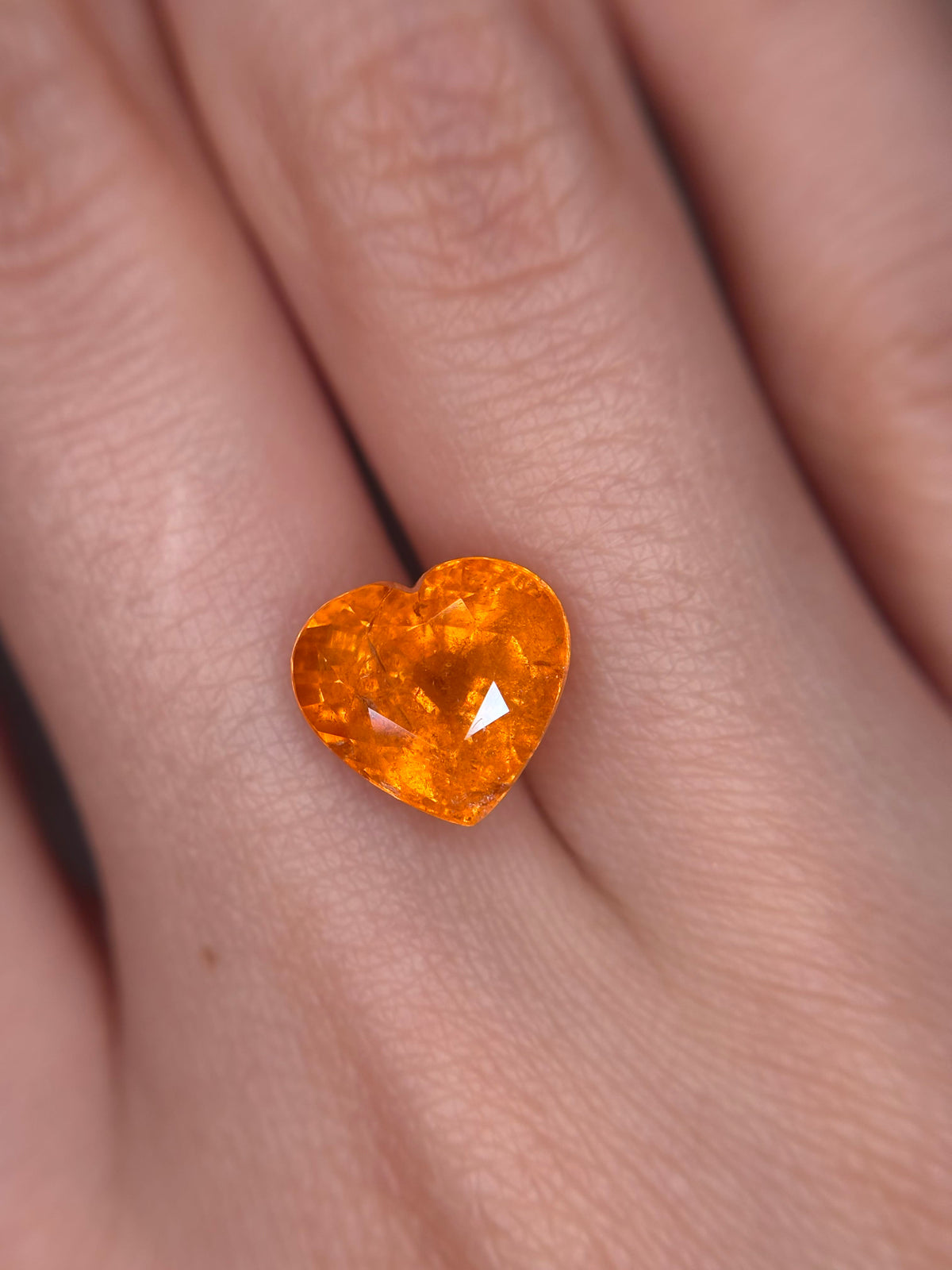 Luxury Promise 4.90ct Fanta Spessartine Heart* THAIC1069