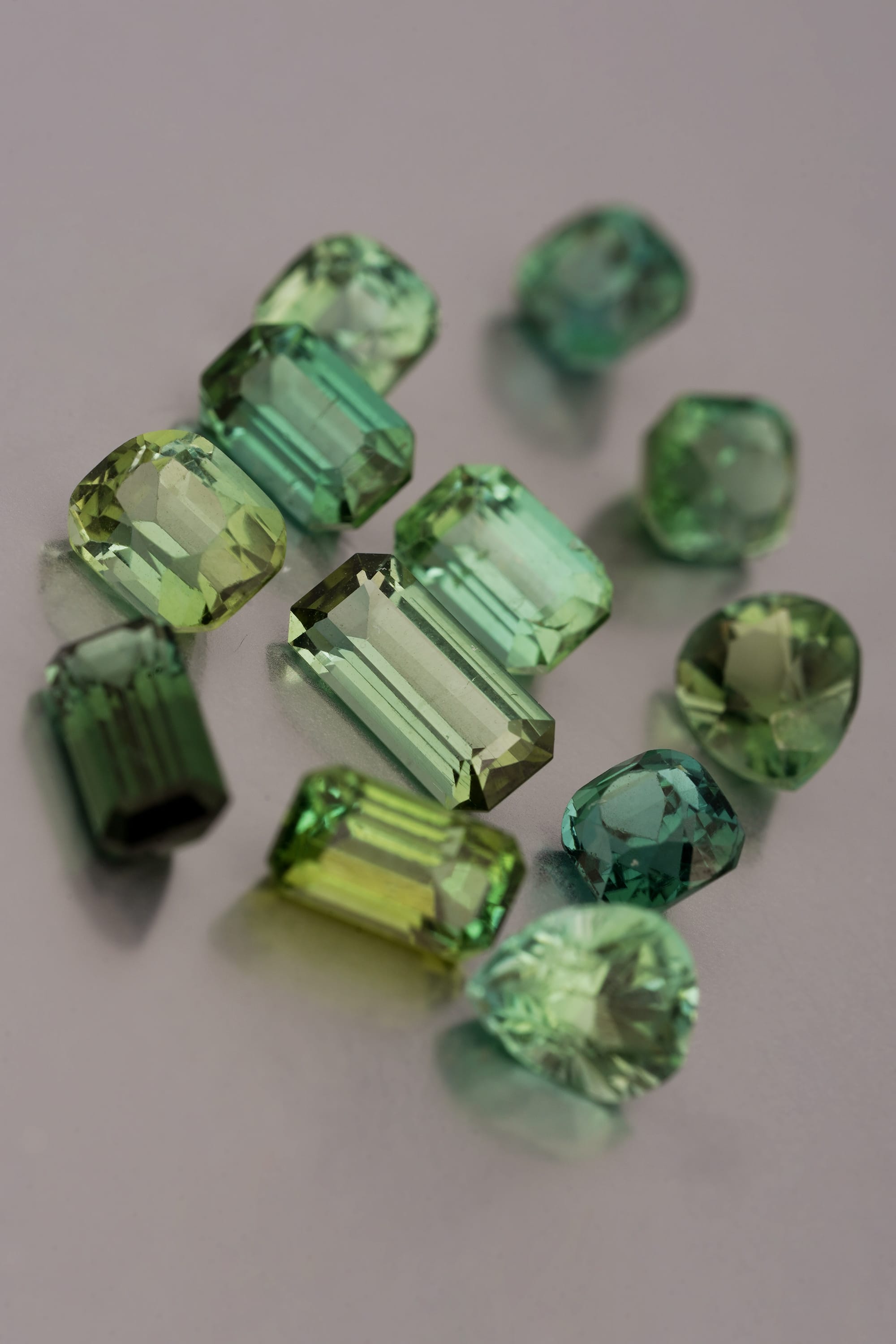 Luxury Promise #P5 Tourmaline - Lagoon Light Green PAK05