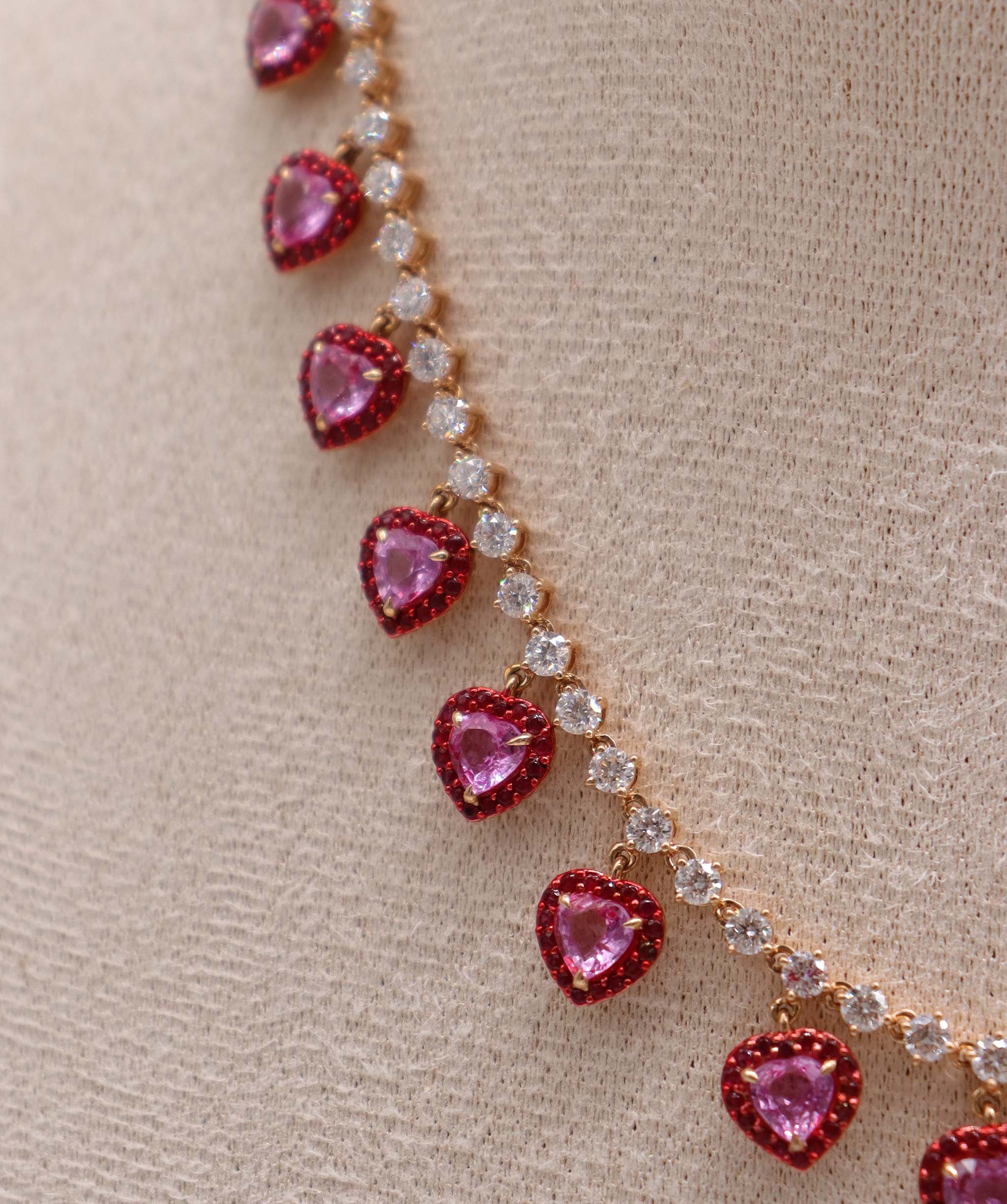 Luxury Promise PENDENT GOLD WT 17.13 DIA WT 3.53 GEM WT 9.32