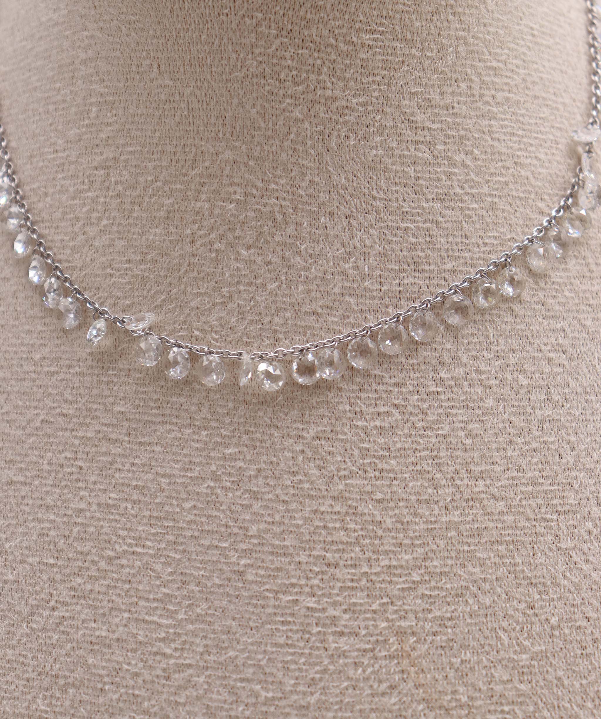 Luxury Promise PENDENT GOLD WT 4.25 DIA WT 8.34