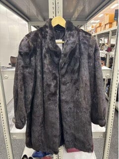 Luxury Promise Black Glamour Mink Half Coat in Black 9926B100043