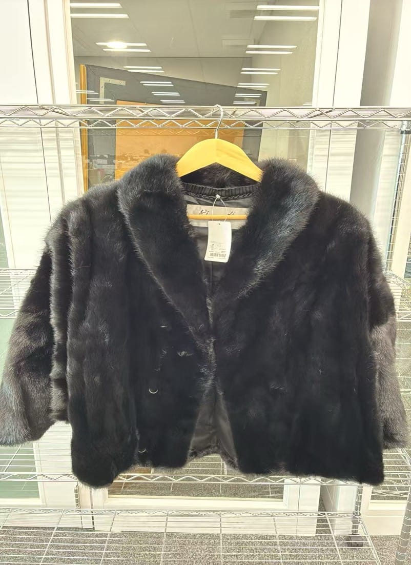 Luxury Promise Black Used Mink Half Coat 9926G160088