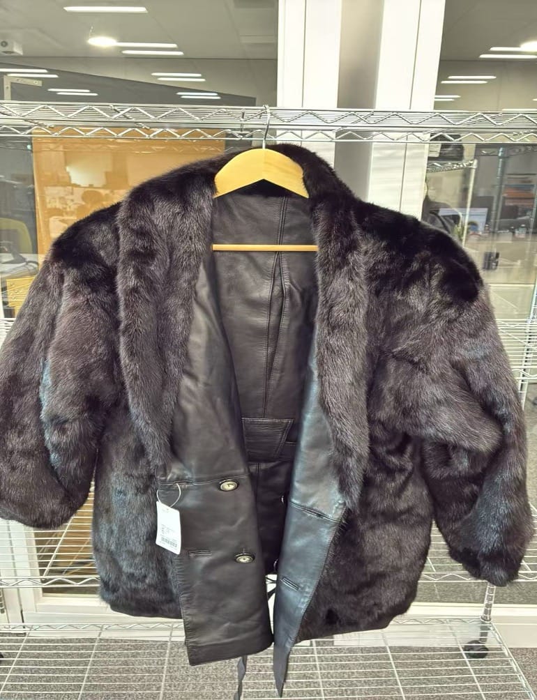 Luxury Promise Black Used Mink Leather Half Coat 9926G160083