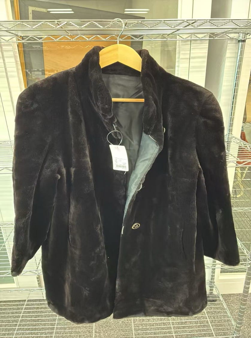 Luxury Promise Black Used Sheared Mink Half Coat 9926G160095
