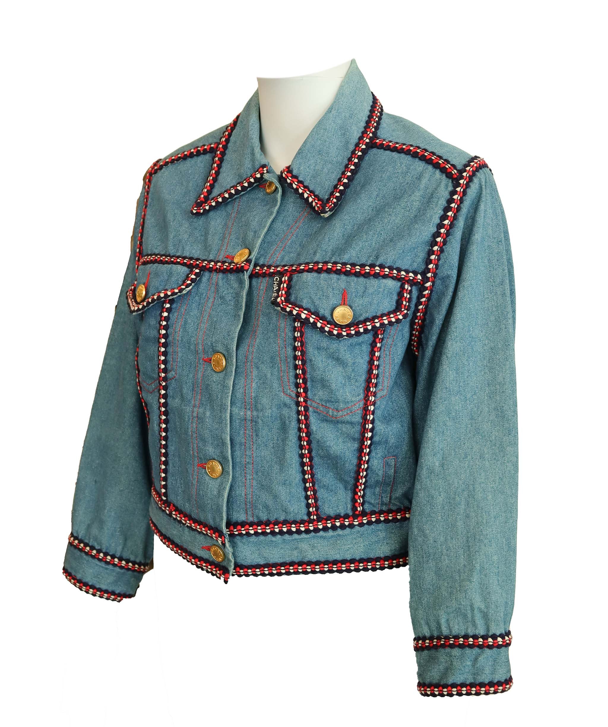 Luxury Promise Chanel Denim Jacket size 42 DXBCD1225