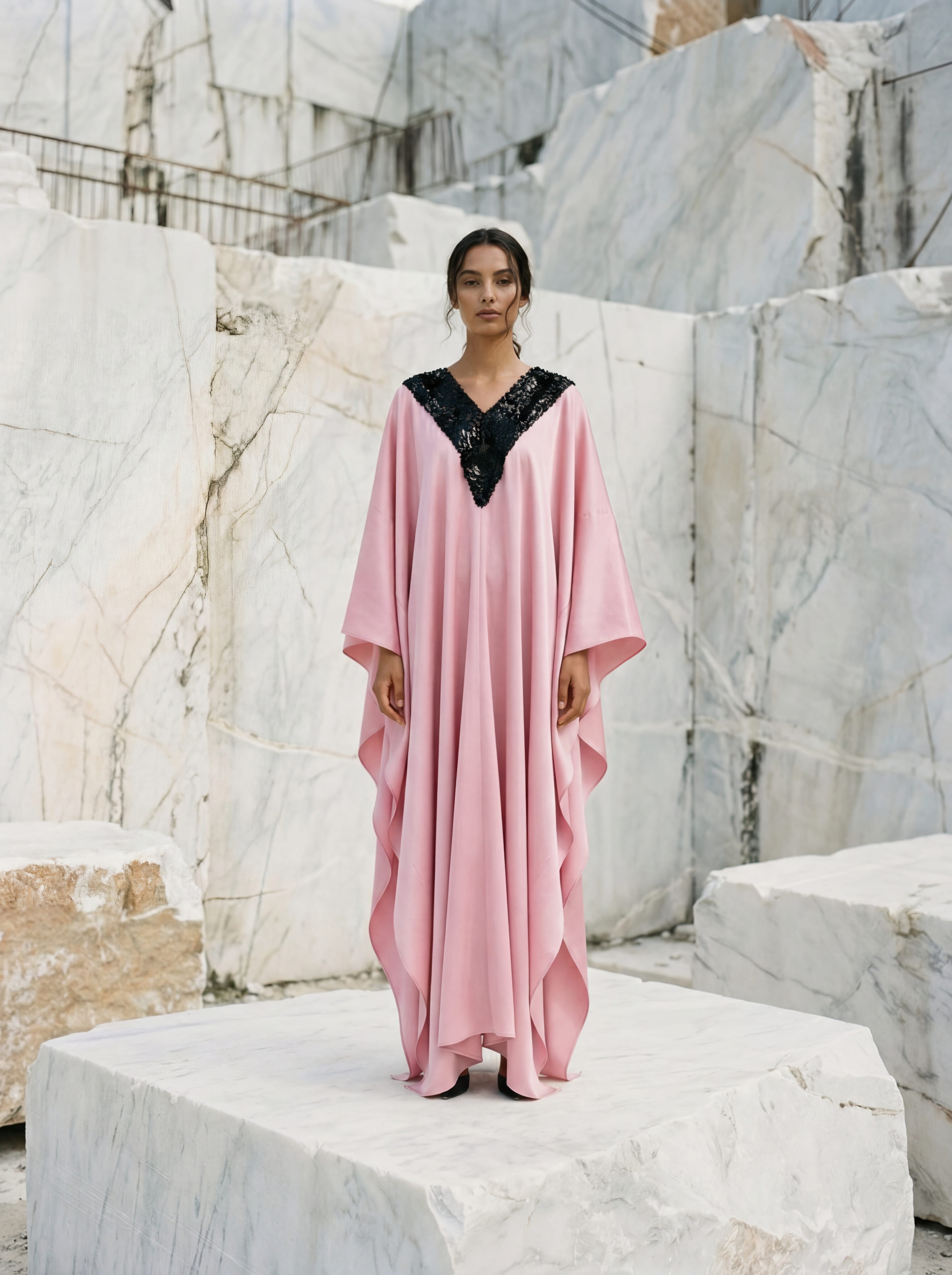 Luxury Promise HER KAFTAN PINK/ BLACK SIZE OS ASC7060