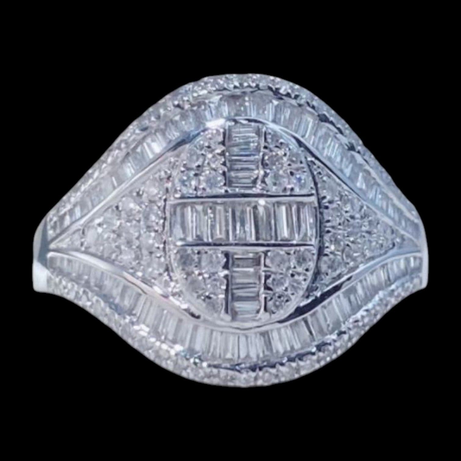 Luxury Promise 0.96ct White Diamond Ring set in 18K White Gold