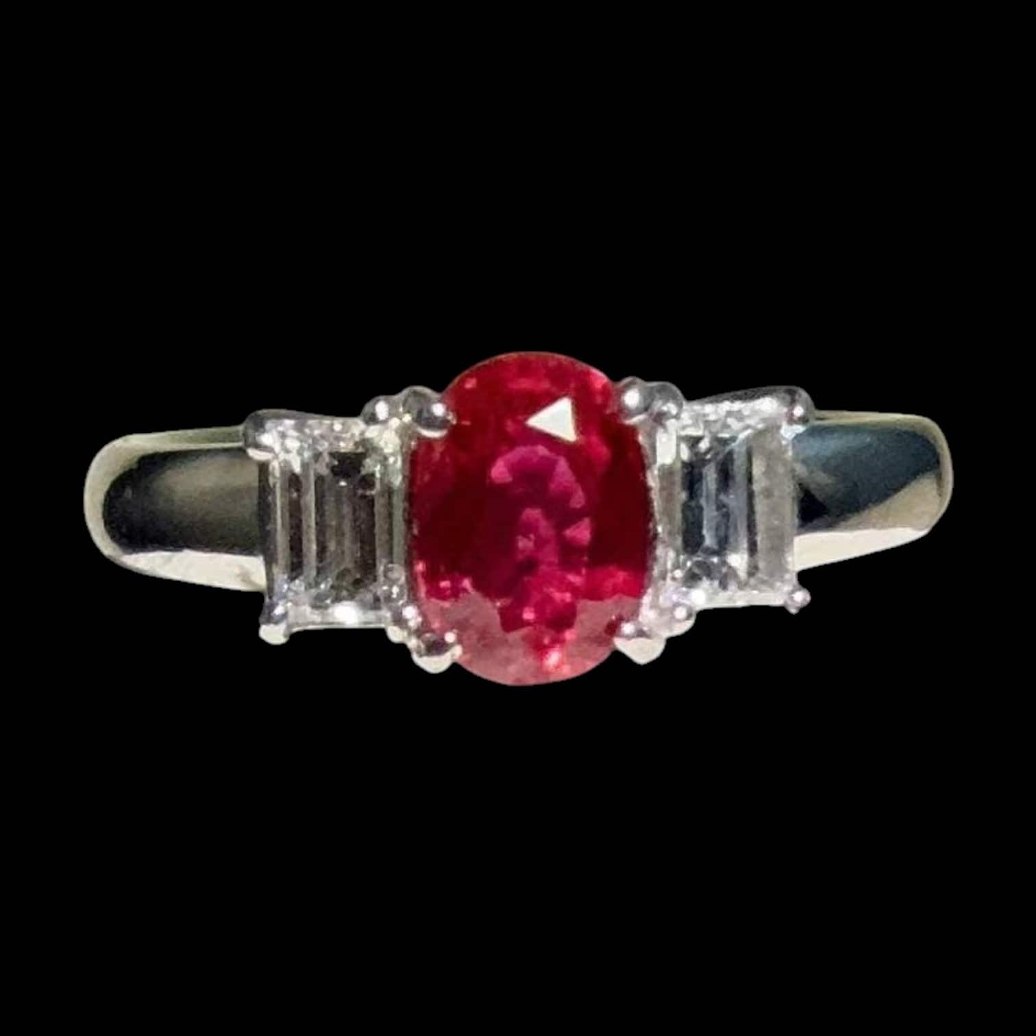 Luxury Promise 1.06ct Burma (Myanmar) Natural Pigeon Blood Ruby & 0.52ct Diamond Ring set in Platinum