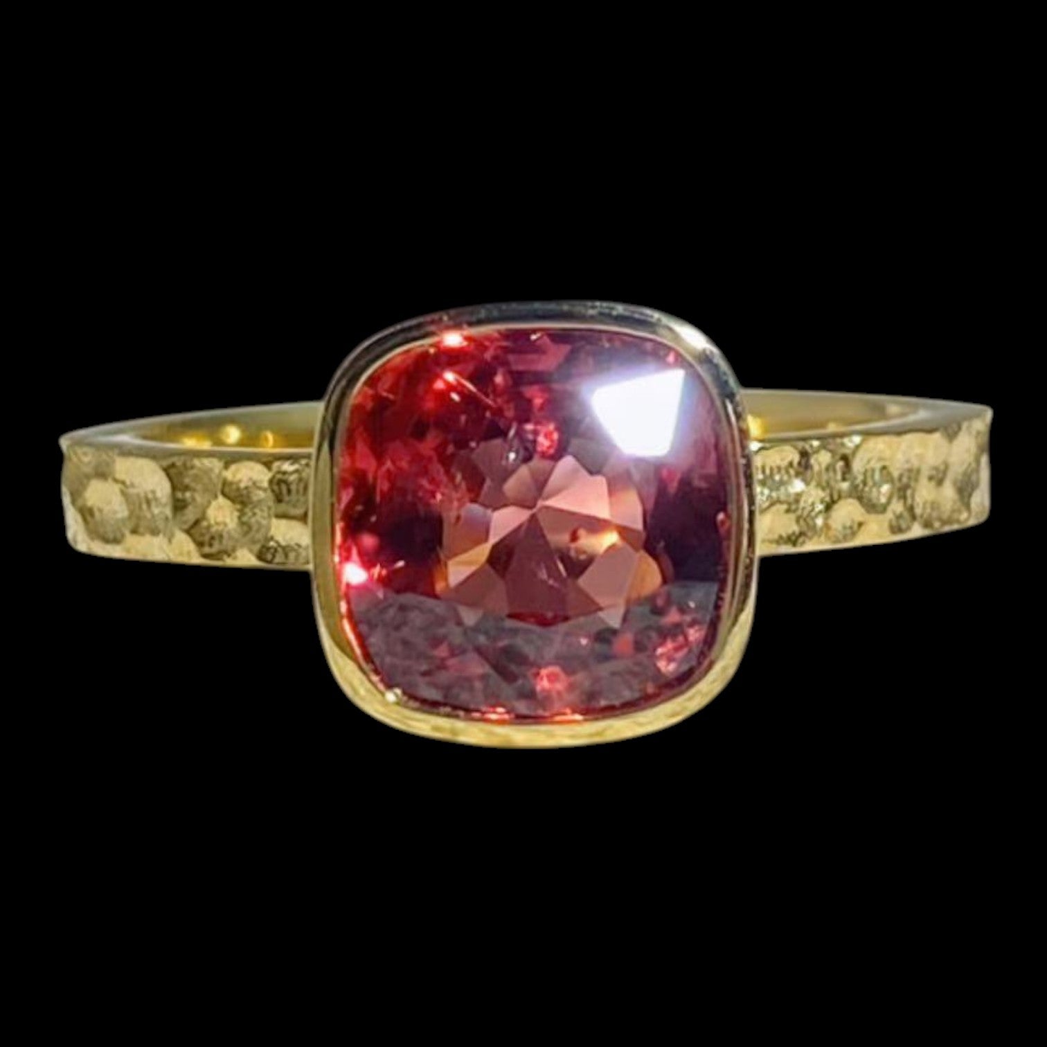 Luxury Promise 2.21ct Lotus Colour Spinel Malleolar Stria Ring set in 18K Yellow Gold