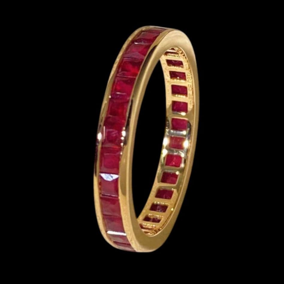 Luxury Promise 2.38ct "Pigeon Blood" Ruby Eternity Ring set in 18K Yellow Gold