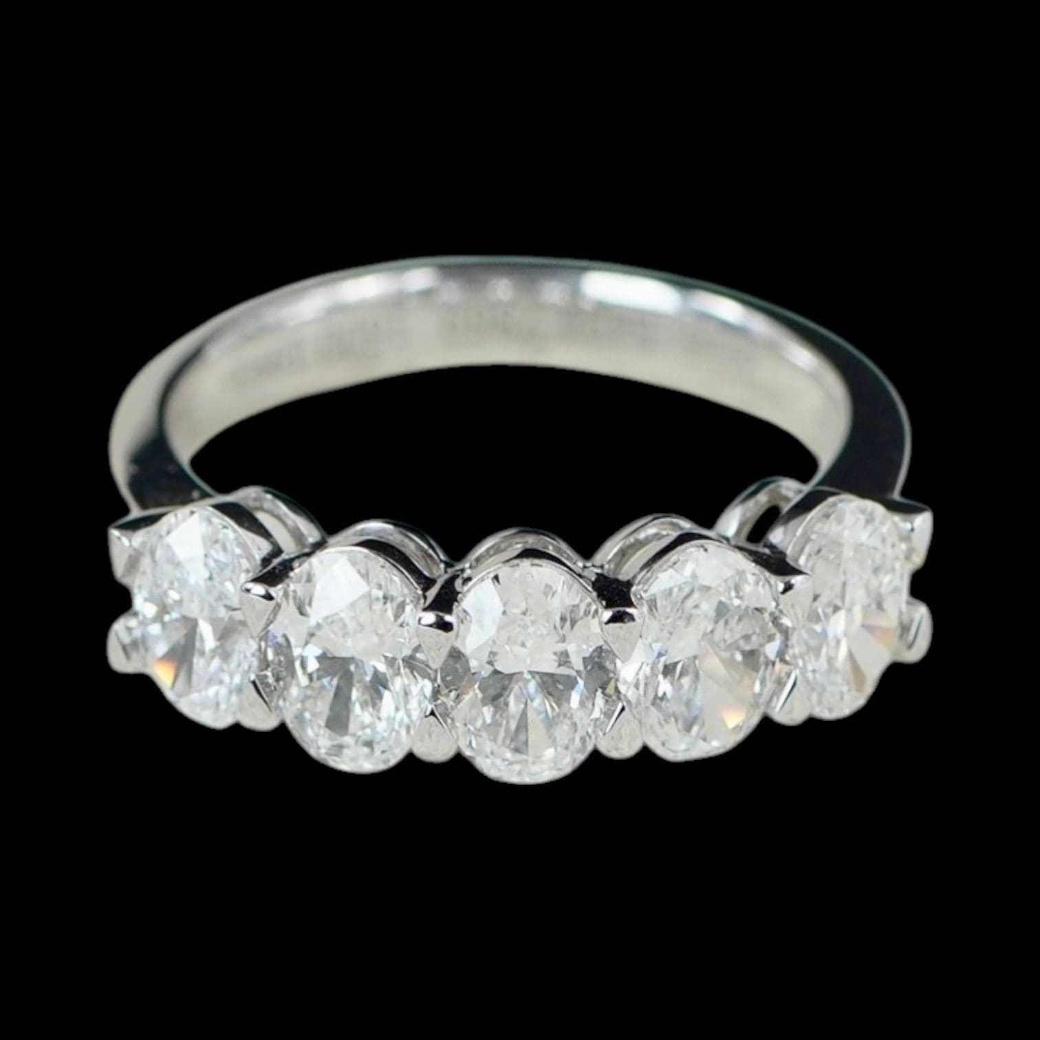 Luxury Promise 2.52ct GIA Natural Oval White Diamond Stone Eternity Ring set in 18K White Gold