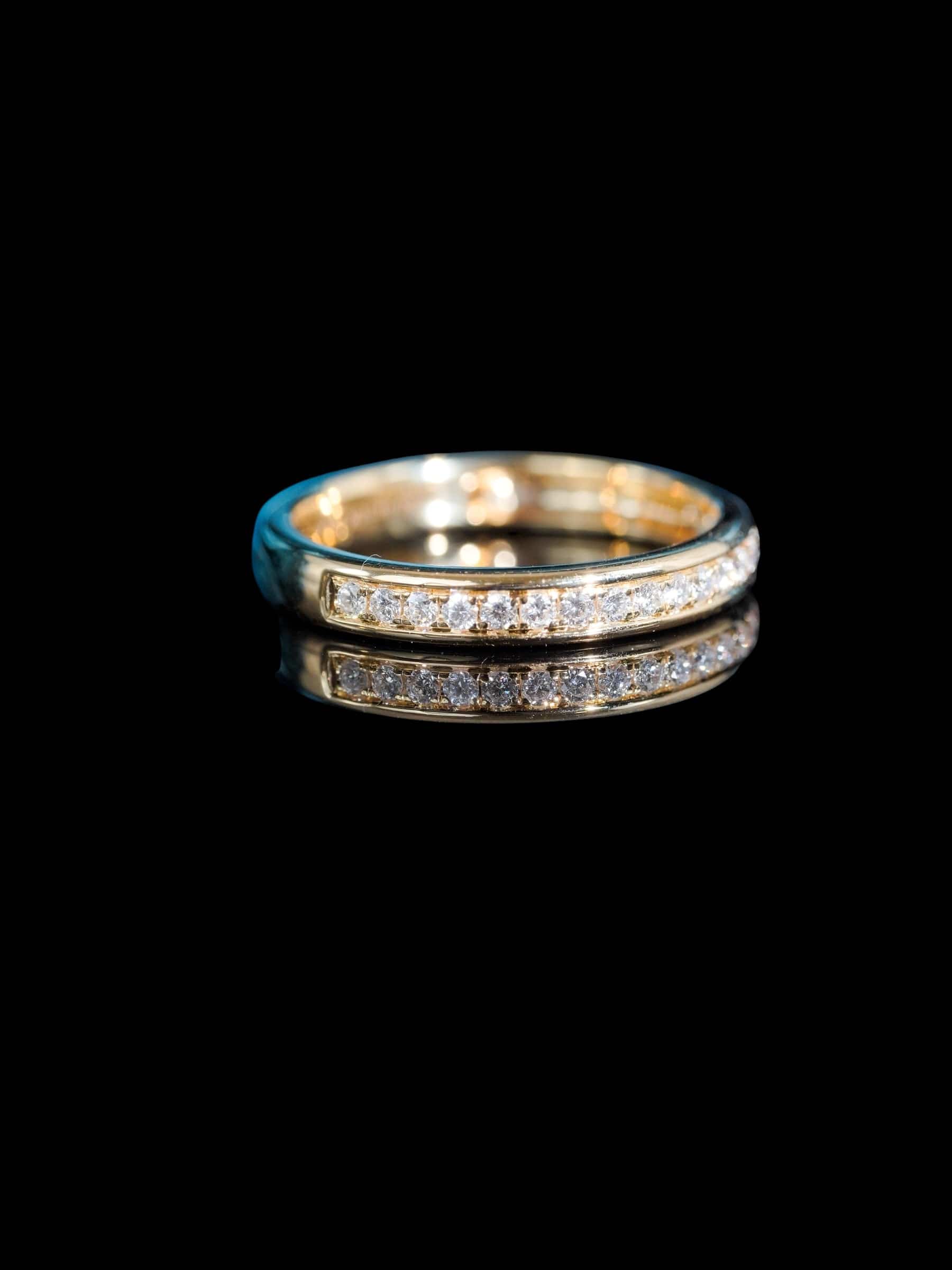 Luxury Promise 2 Set Ring: 5.63ct Natural "Royal Blue" Colour Zoisite Tanzanite with 0.24ct White Diamonds set in 18K Yellow Gold