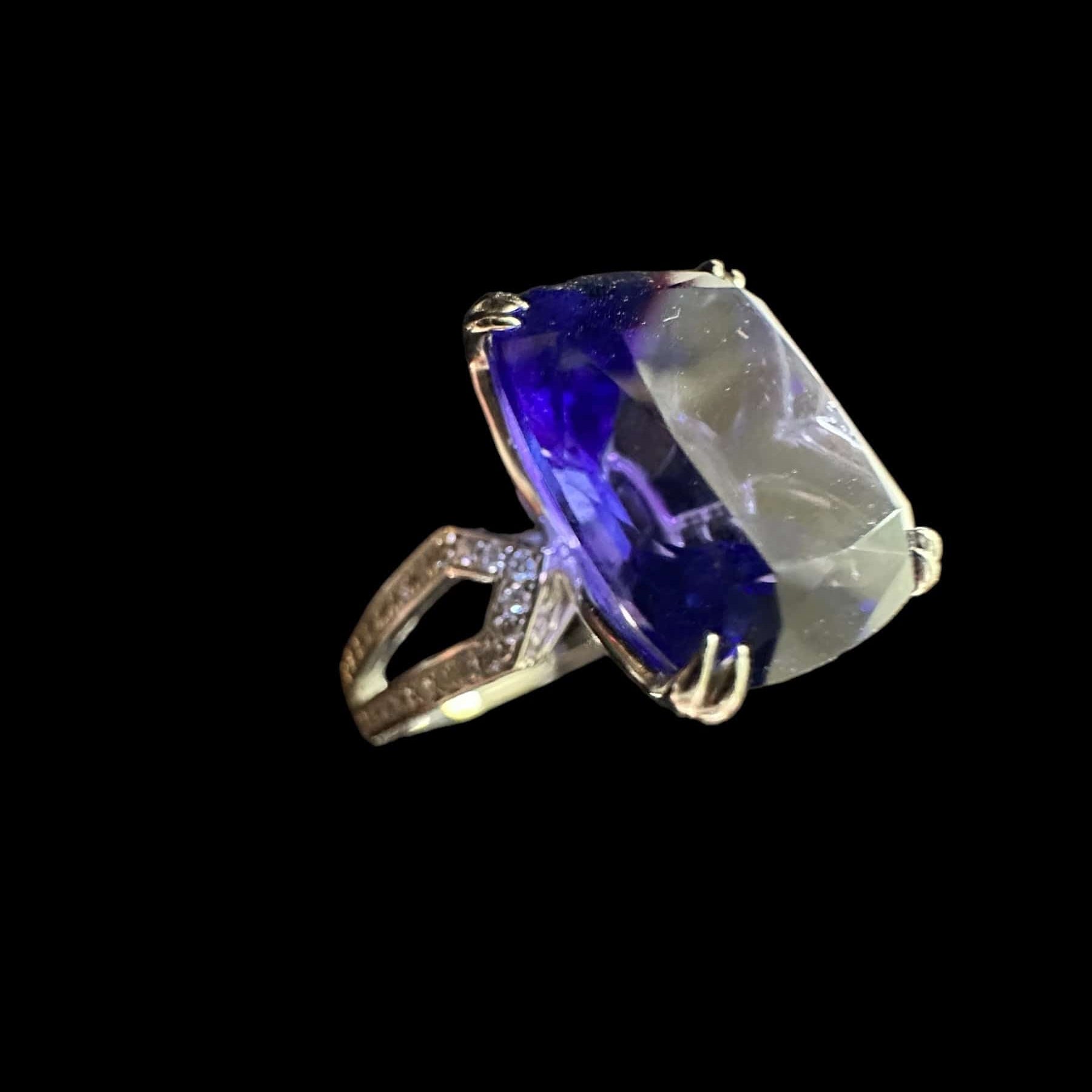 Luxury Promise Cushion Cut Tanzanite & Diamond Ring