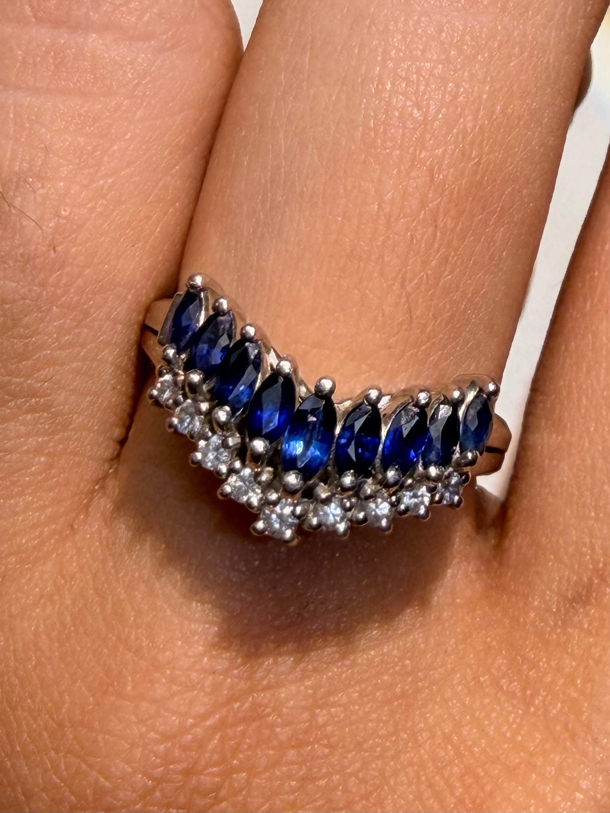 Luxury Promise Sapphire&Diamond V Ring in Pt900 / S0.73ct / D0.13ct (6.75us) 3060 JJC0503