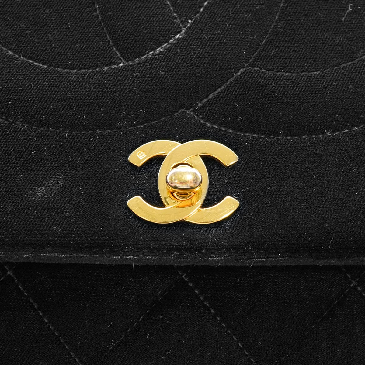 LUXURY PROMISE VINTAGE CHANEL MATELASSE 34 CHAIN SHOULDER BAG BLACK VELOR GOLD HARDWARE 90327397