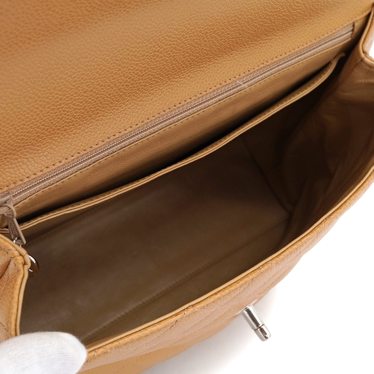LUXURY PROMISE VINTAGE CHANEL MATELASSE HAND BAG CAMEL CAVIAR SKIN SILVER HARDWARE 90331403