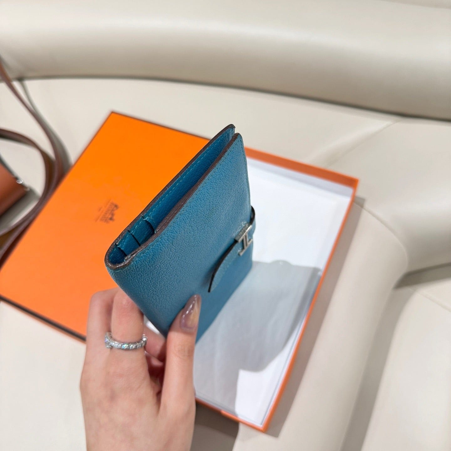 Hermès Premium Leather Bifold Wallet - Blue