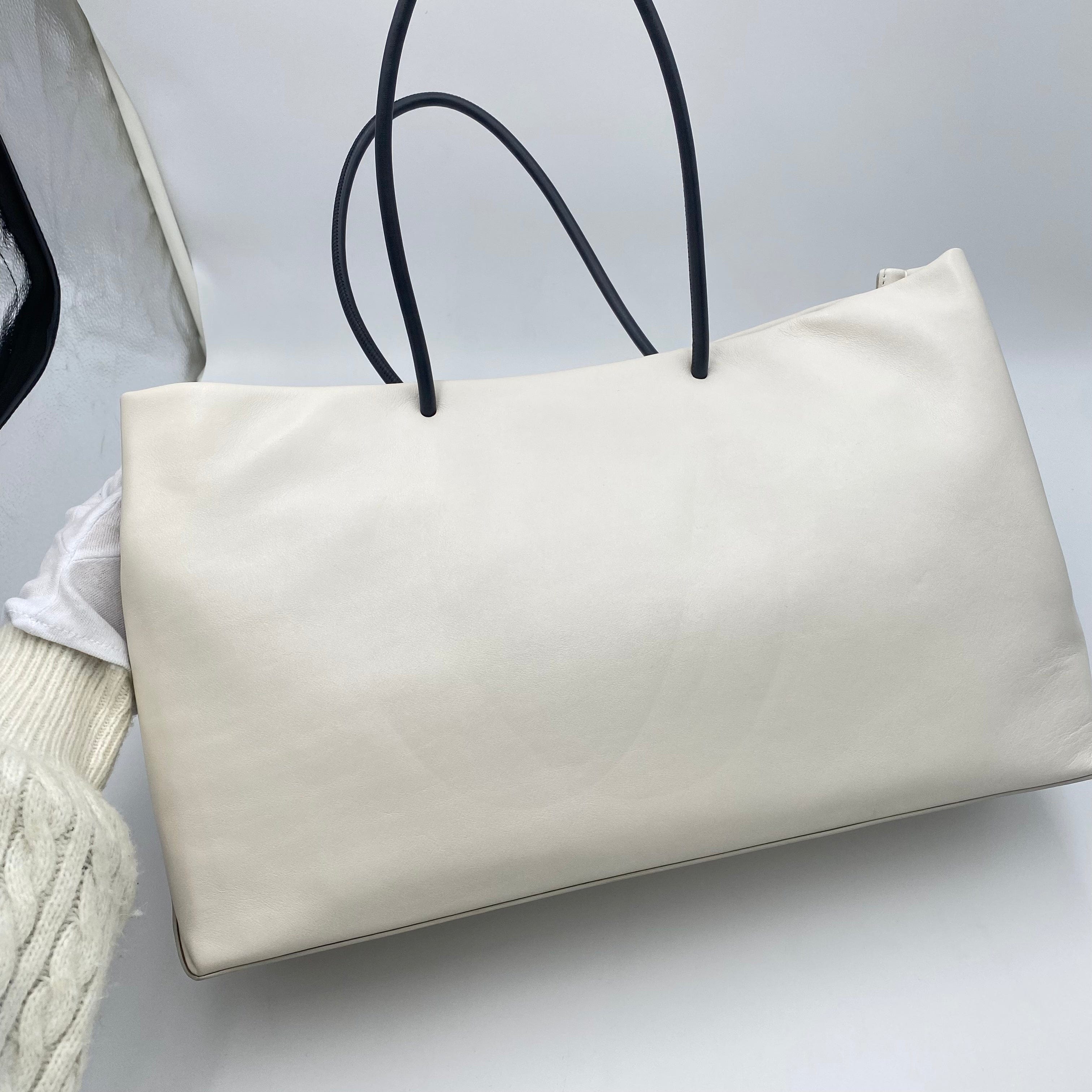 LuxuryPromise CHANEL VINTAGE ESSENTIAL TOTE HAND BAG WHITE CALF SKIN 90198155