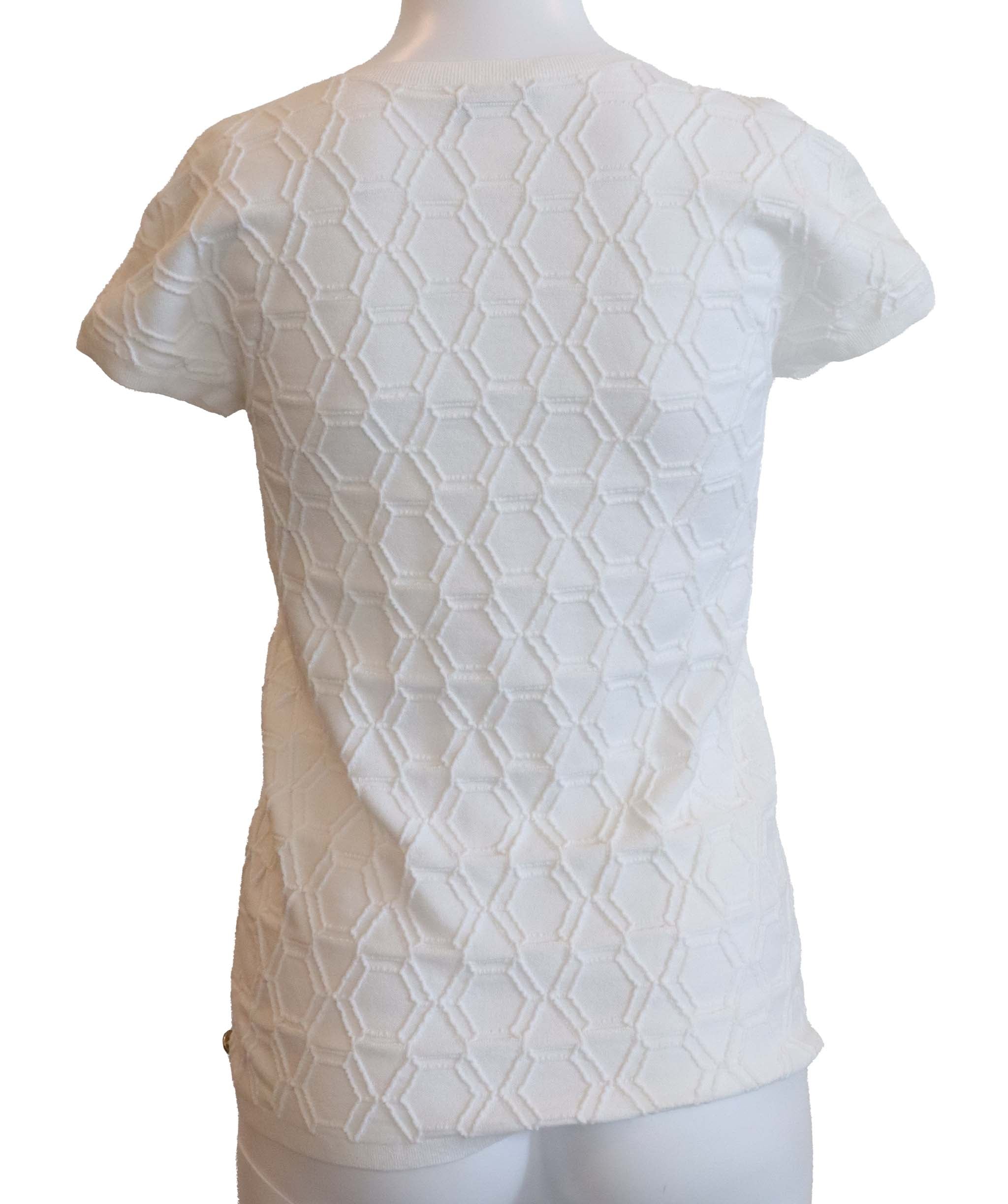 LuxuryPromise CHA NEL 2016 WHITE CREWNECK TOP NWT. SZ 36