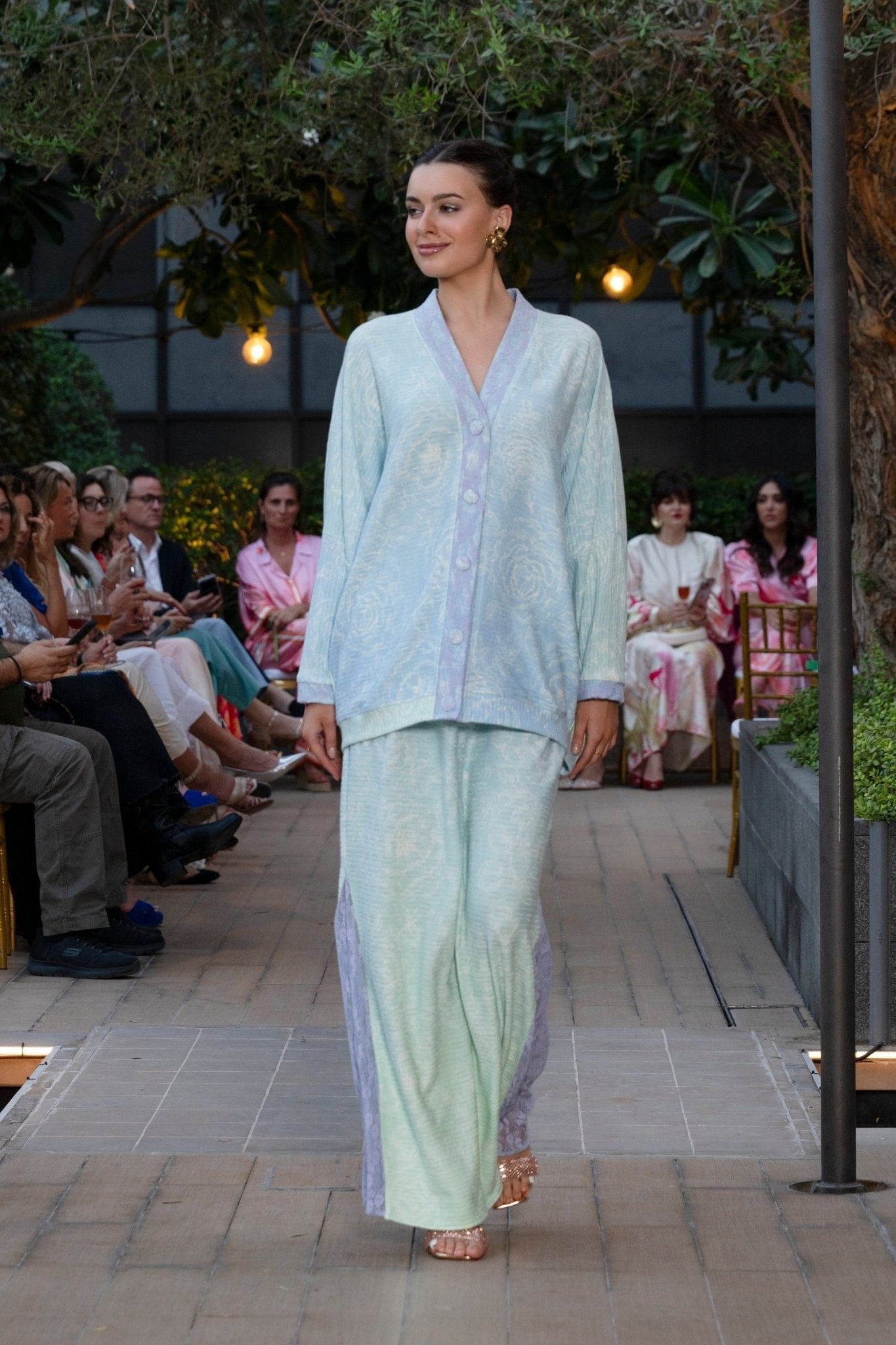 Maison Clad CARDIGAN MARLEY KNIT ROSES MCL0053